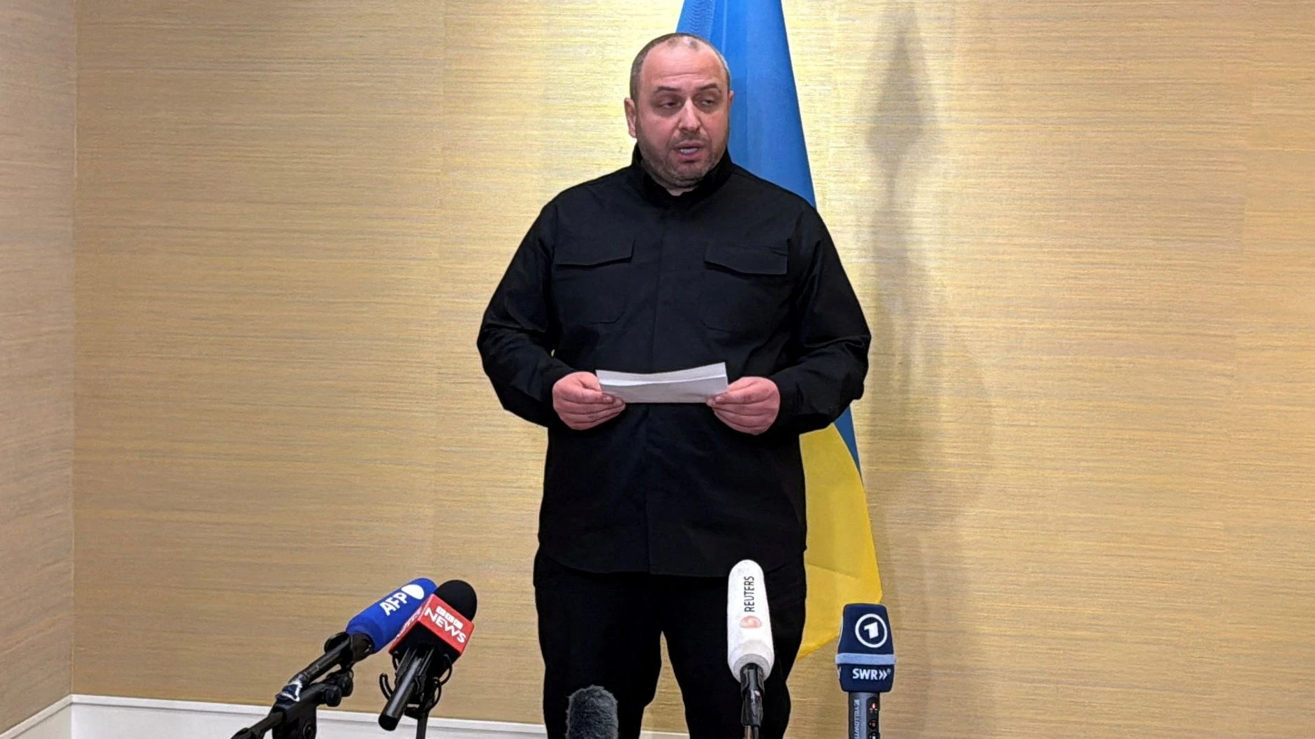Liveblog Ukrainekrieg: Ukrainischer Chefunterhändler für Gespräche in Berlin Liveblog Ukrainekrieg: Ukrainischer Chefunterhändler für Gespräche in Berlin
