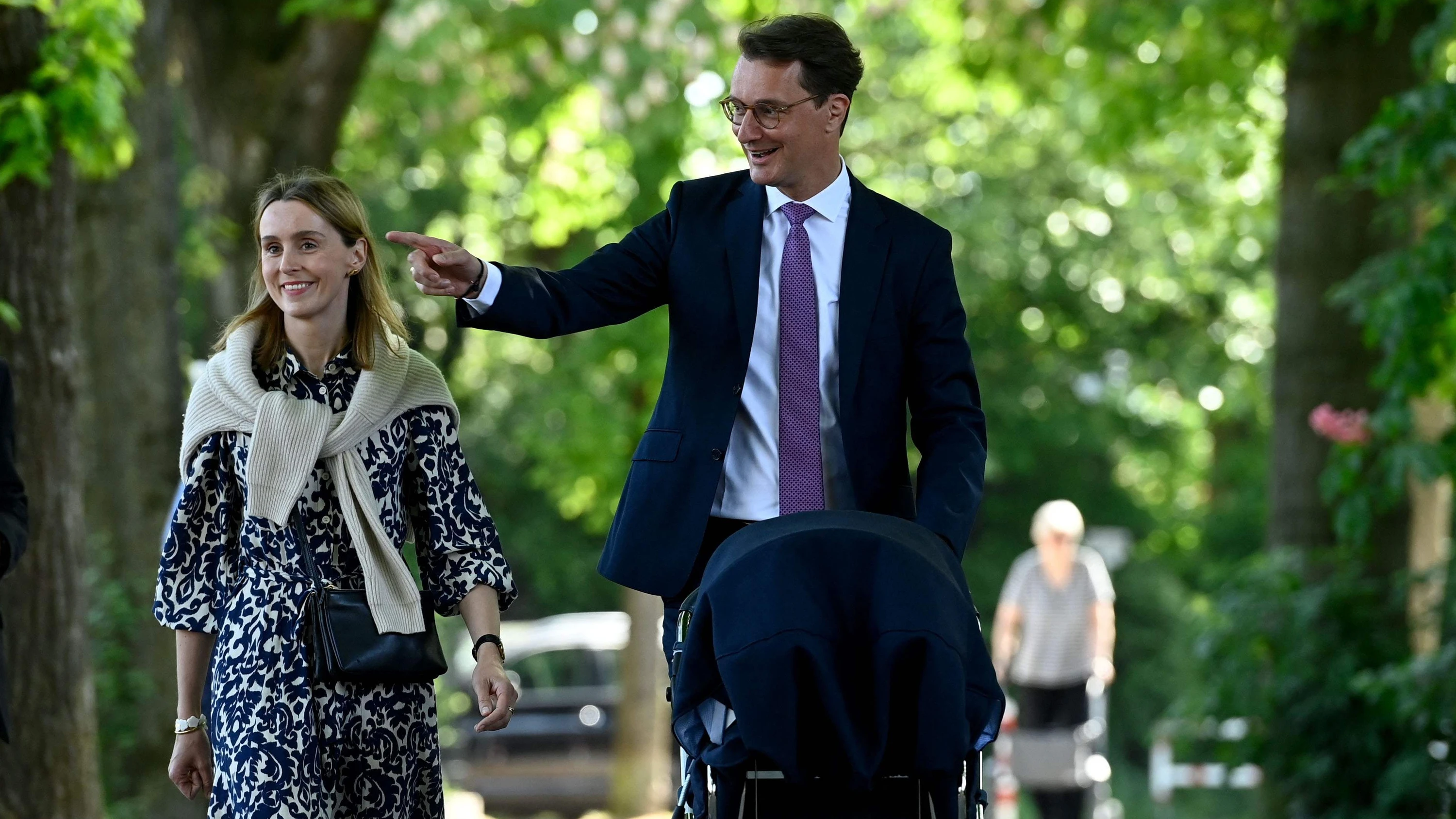 An Nikolaus verkündet: Hendrik Wüst wird zum zweiten Mal Vater An Nikolaus verkündet: Hendrik Wüst wird zum zweiten Mal Vater