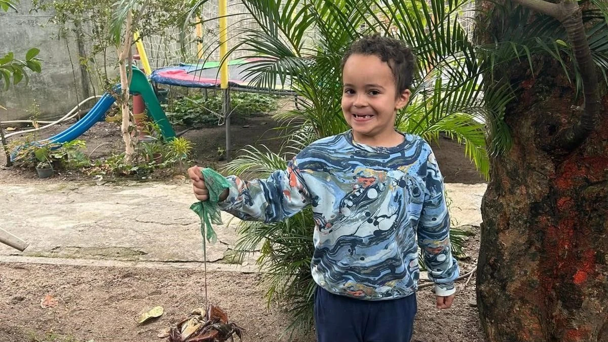 Frankfurt: Polizei sucht mit Booten nach vermisstem Jungen