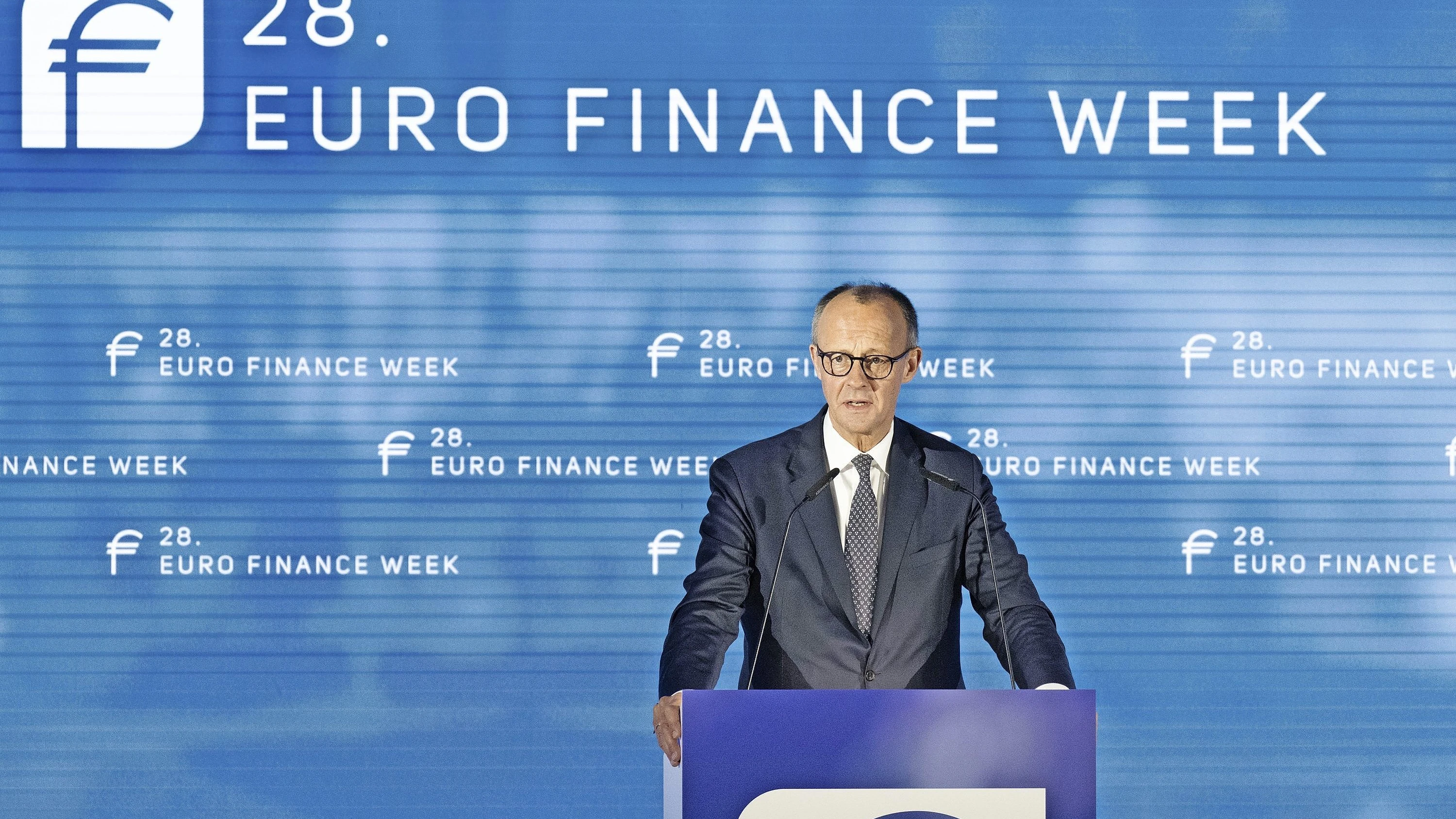 Finanzkonferenz in Frankfurt: Kanzler Merz will den Finanzplatz stärken