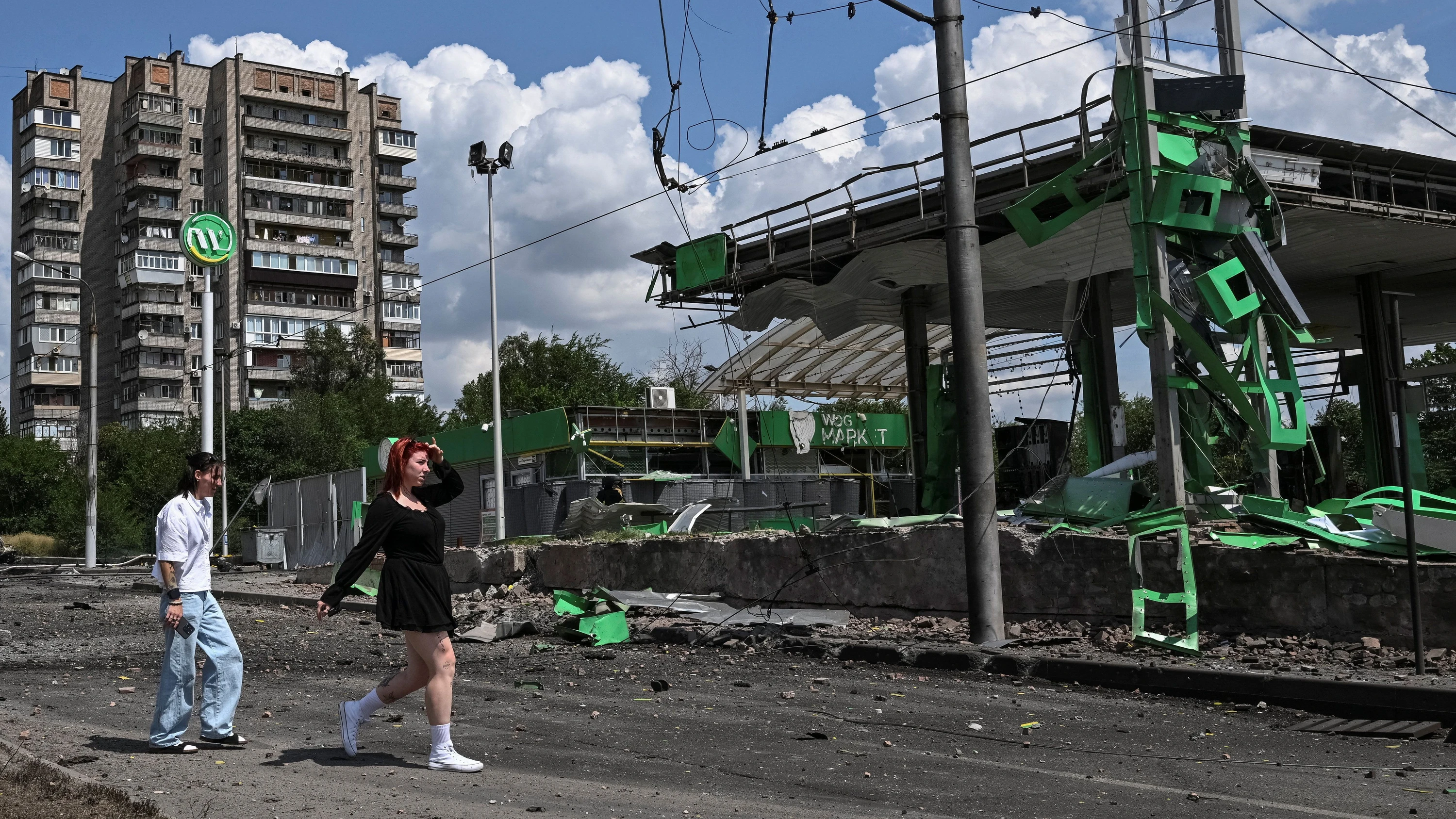 Ukraine: Russland greift Tankstellen, Bauern und Häfen an