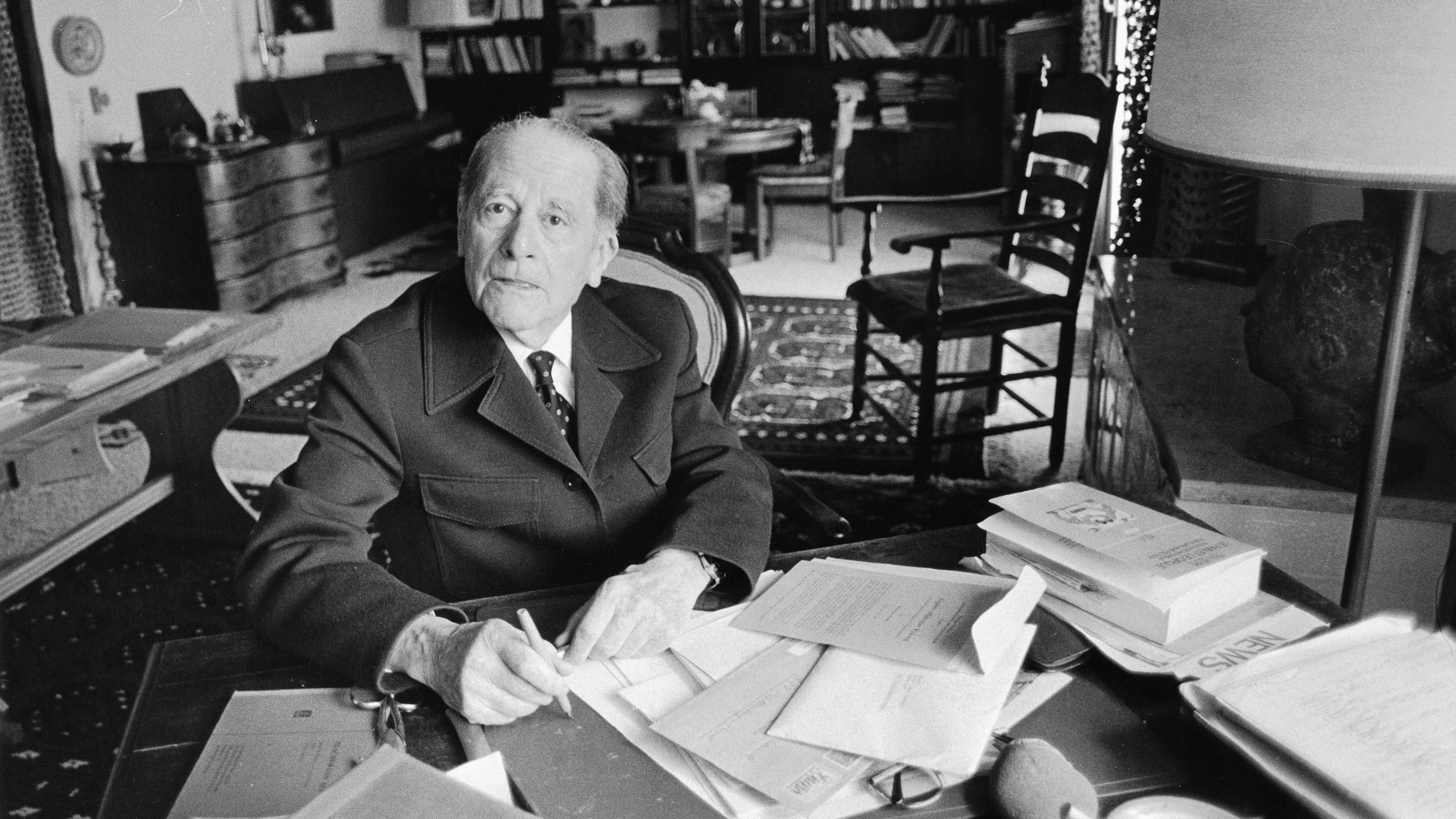 Carl Schmitt heute: Demokratie und Feindschaft Carl Schmitt heute: Demokratie und Feindschaft