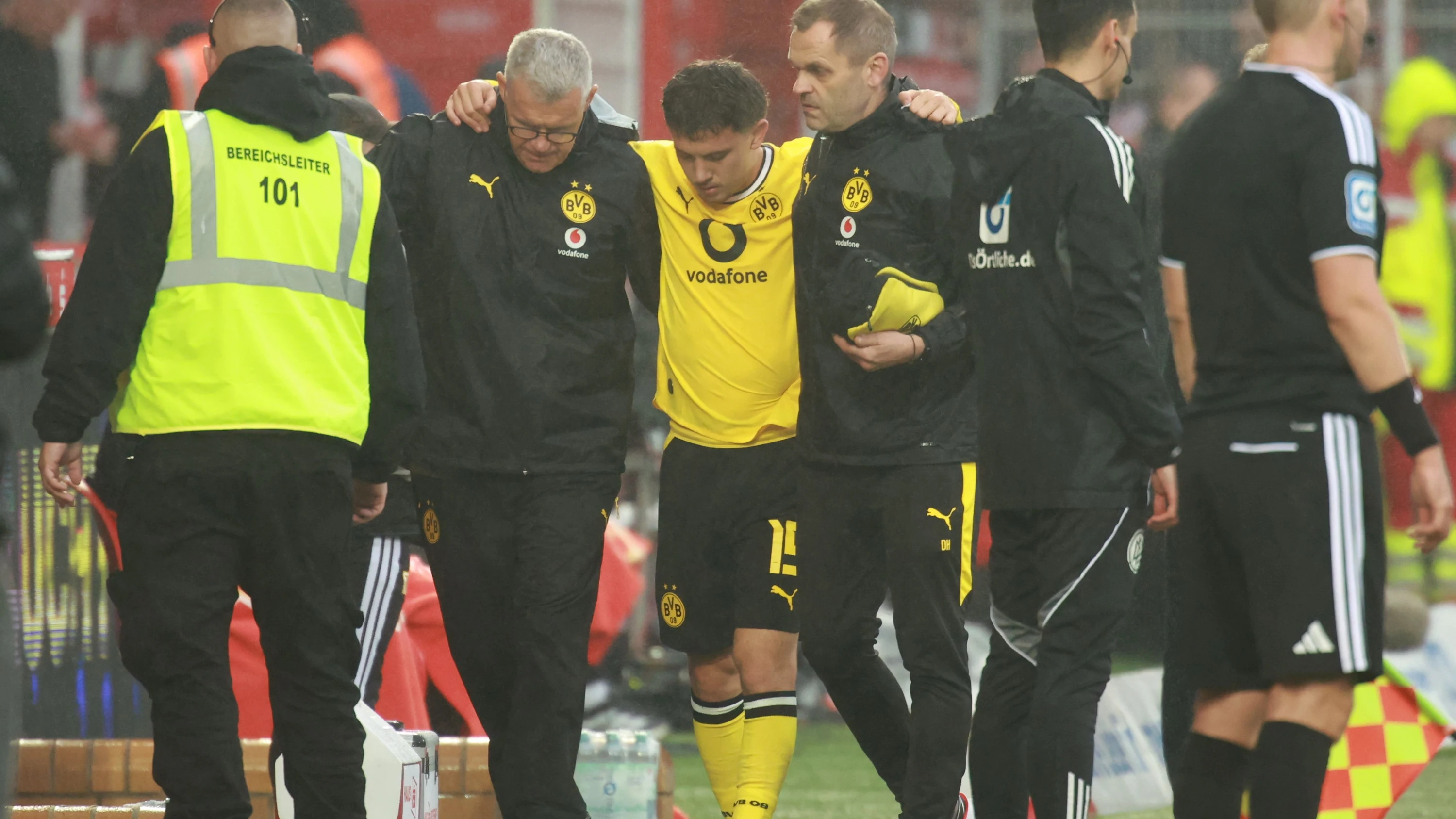Wieder kein Sieg: Neunzig freudlose Minuten und neue Sorgen beim BVB Wieder kein Sieg: Neunzig freudlose Minuten und neue Sorgen beim BVB