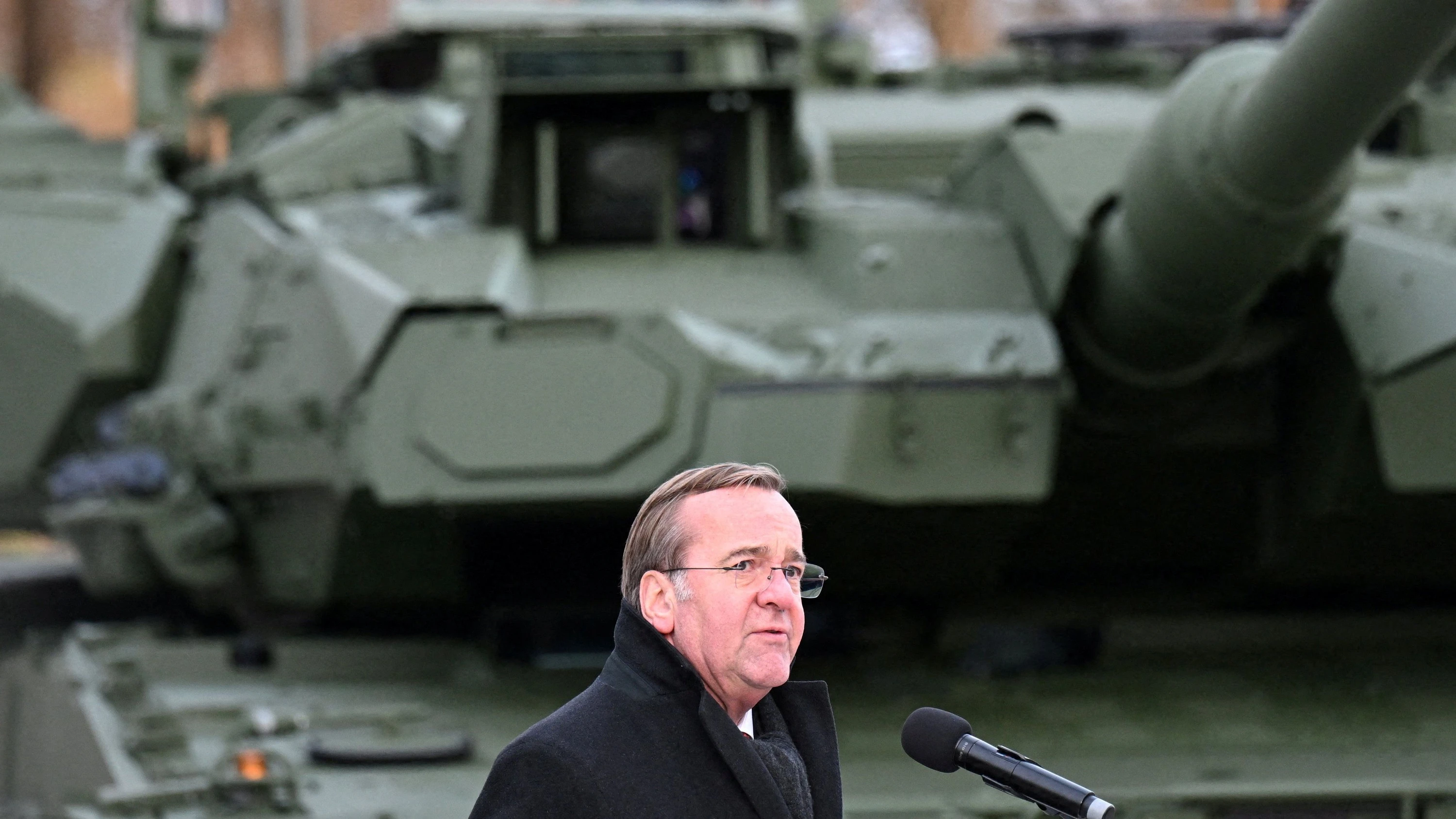 Business-Ticker: Deutschland will mit 40 Prozent bei Panzerbauer KNDS einsteigen