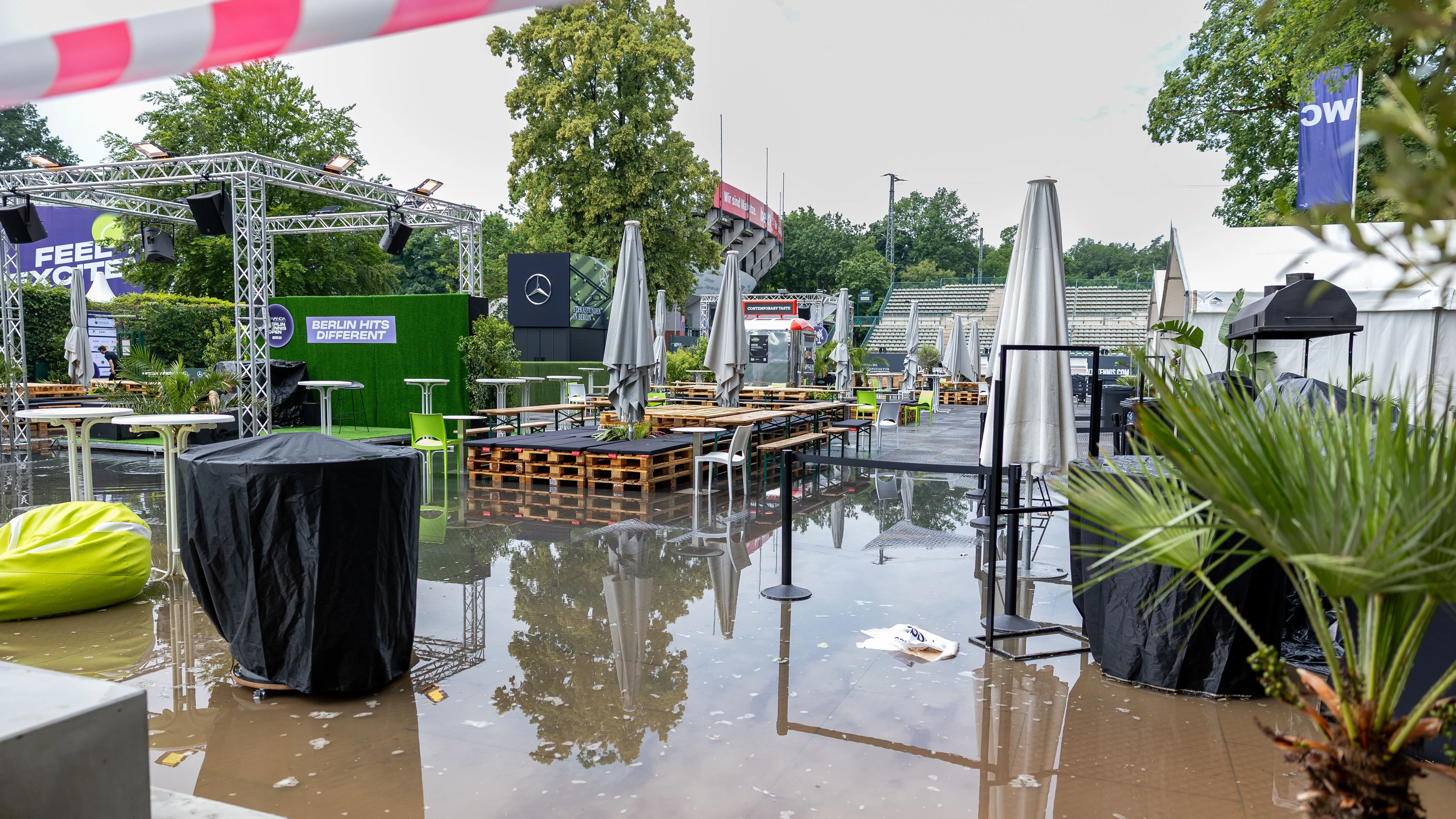 Bild: Hitze-Liveblog: Berliner Feuerwehr ruft wegen Hitze-Gewitter vorübergehend Ausnahmezustand aus