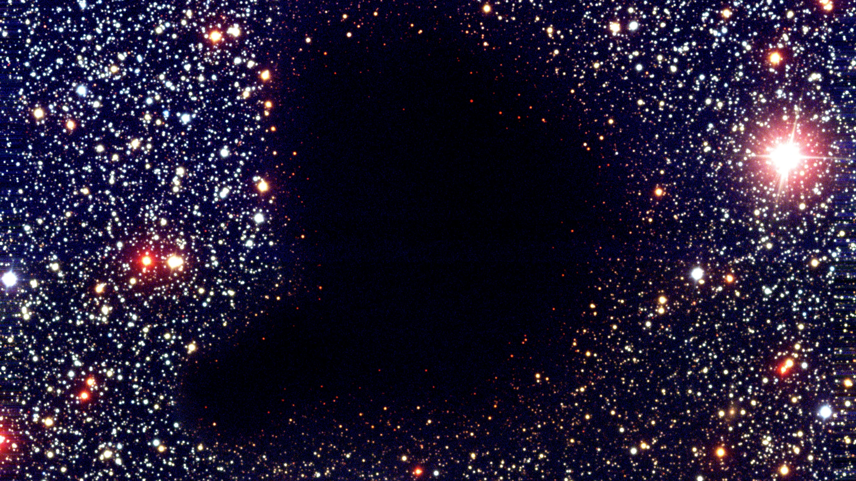 Bild: Neue Theorie: Entsteht Dunkle Materie aus Gravitationswellen?