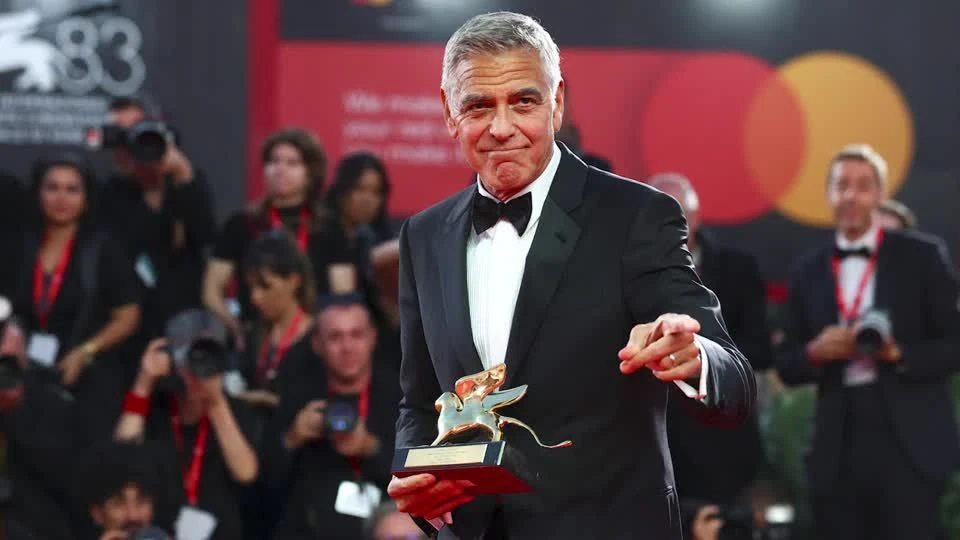 VENEDIG: George Clooney erhält Goldenen Löwen für Lebenswerk