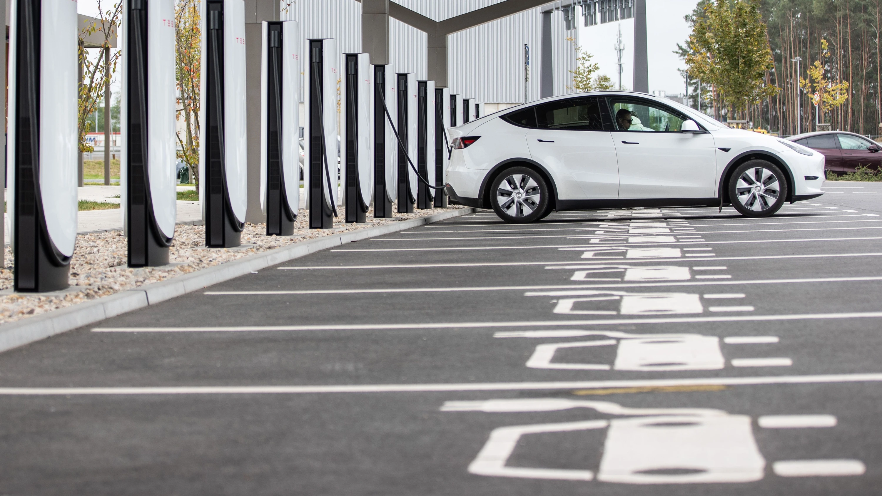 Klimafreundliche Verkehrspolitik: Die Politik für das E-Auto war ein teurer Flop