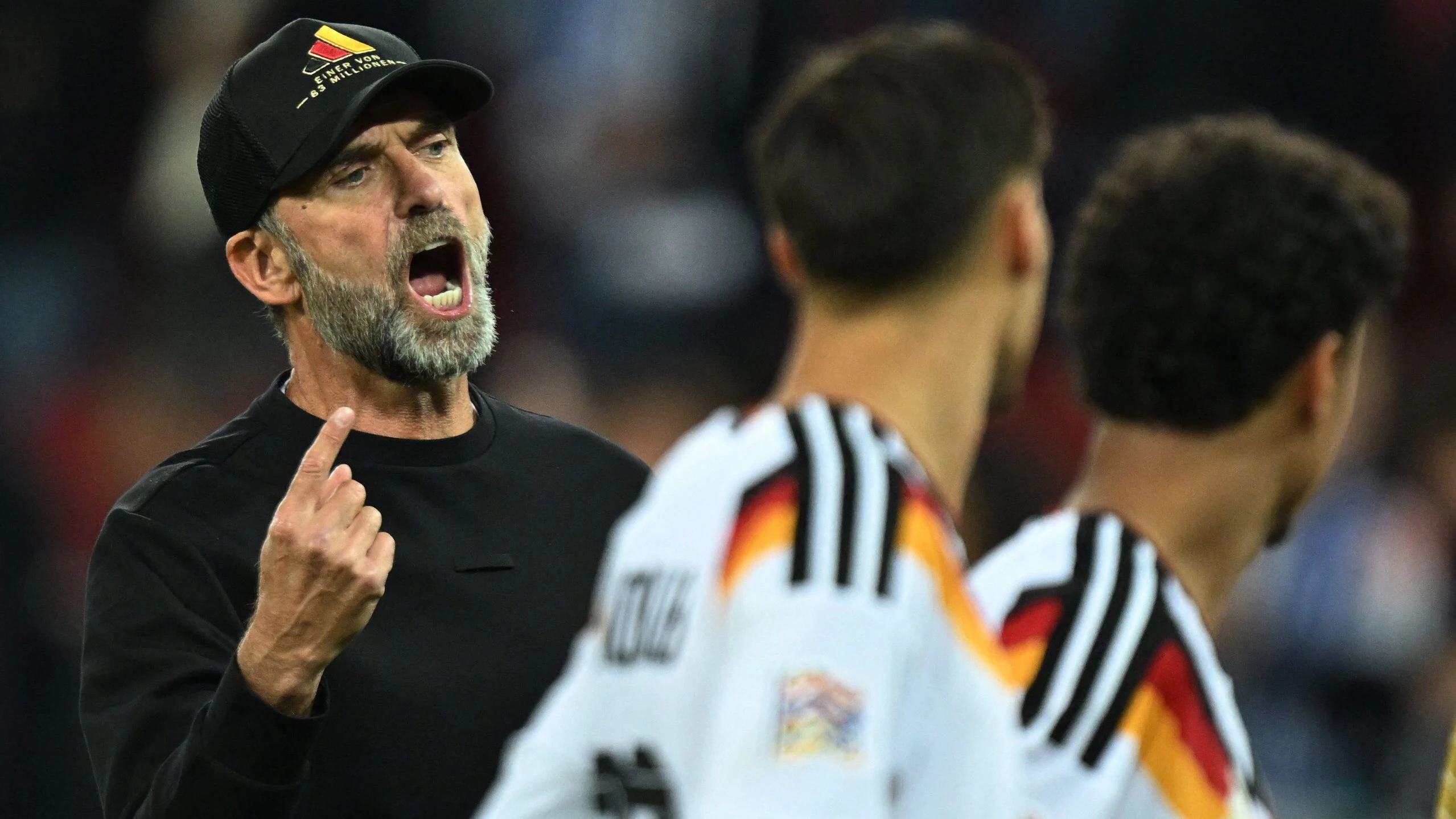 Klopp spürt Unmut: „Lasst die Jungs in Ruhe“ Klopp spürt Unmut: „Lasst die Jungs in Ruhe“