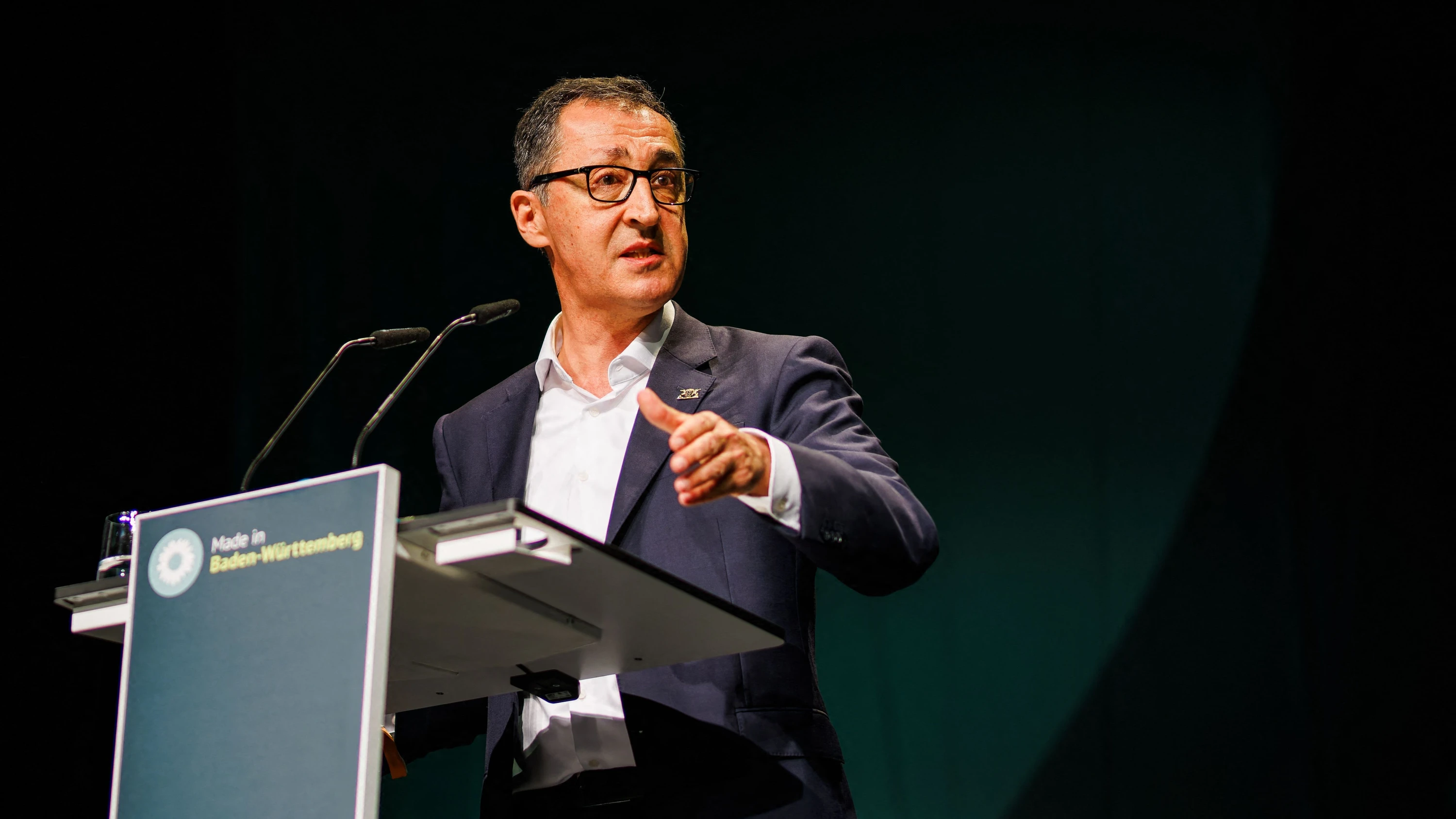 Özdemir zu berlin: „Auf einem solchen Bündnis mit solchen Leuten liegt kein Segen“ Özdemir zu berlin: „Auf einem solchen Bündnis mit solchen Leuten liegt kein Segen“