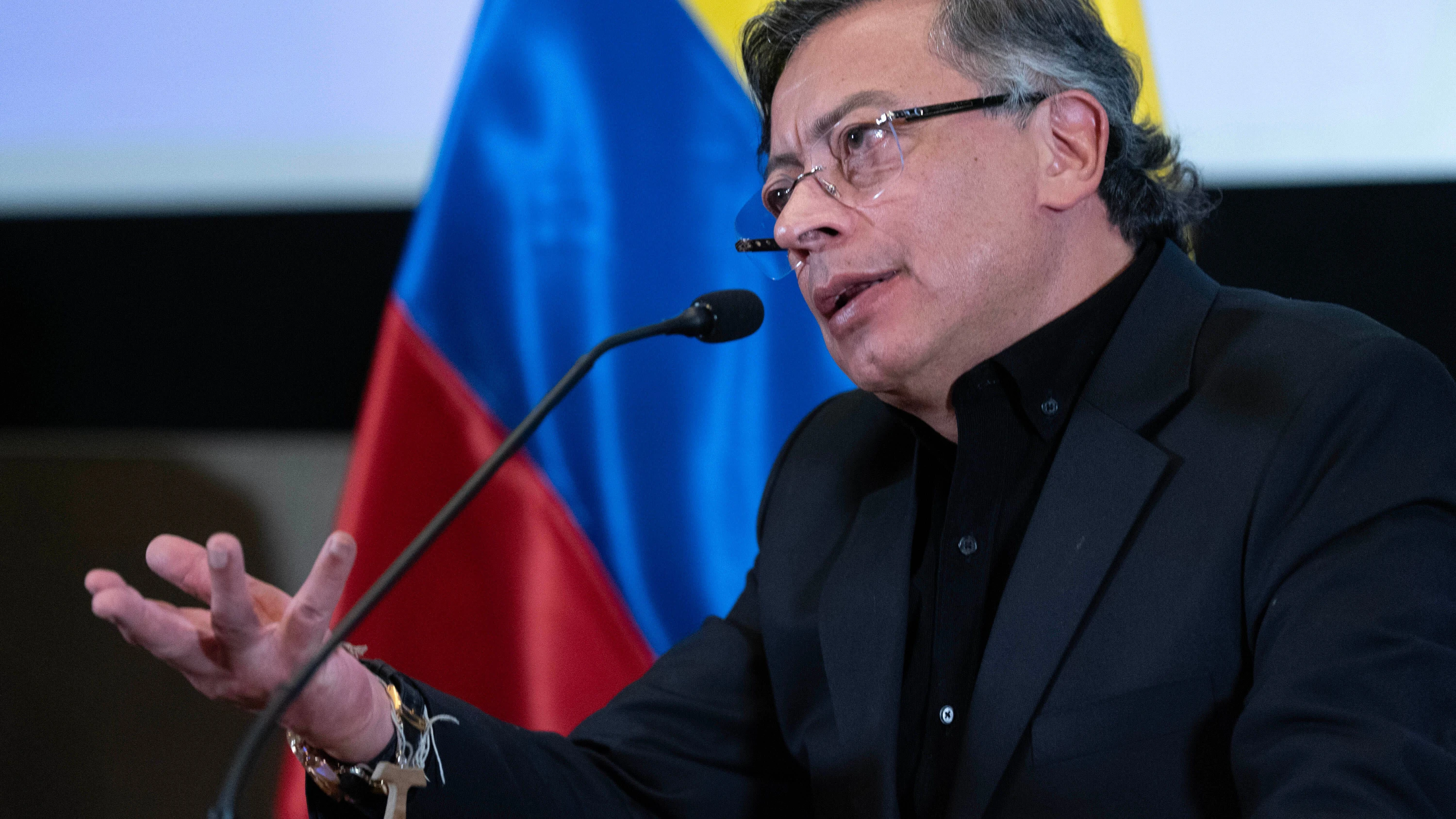 Gustavo Petro: Kolumbiens Präsident entging nach eigenen Angaben knapp einem Attentat