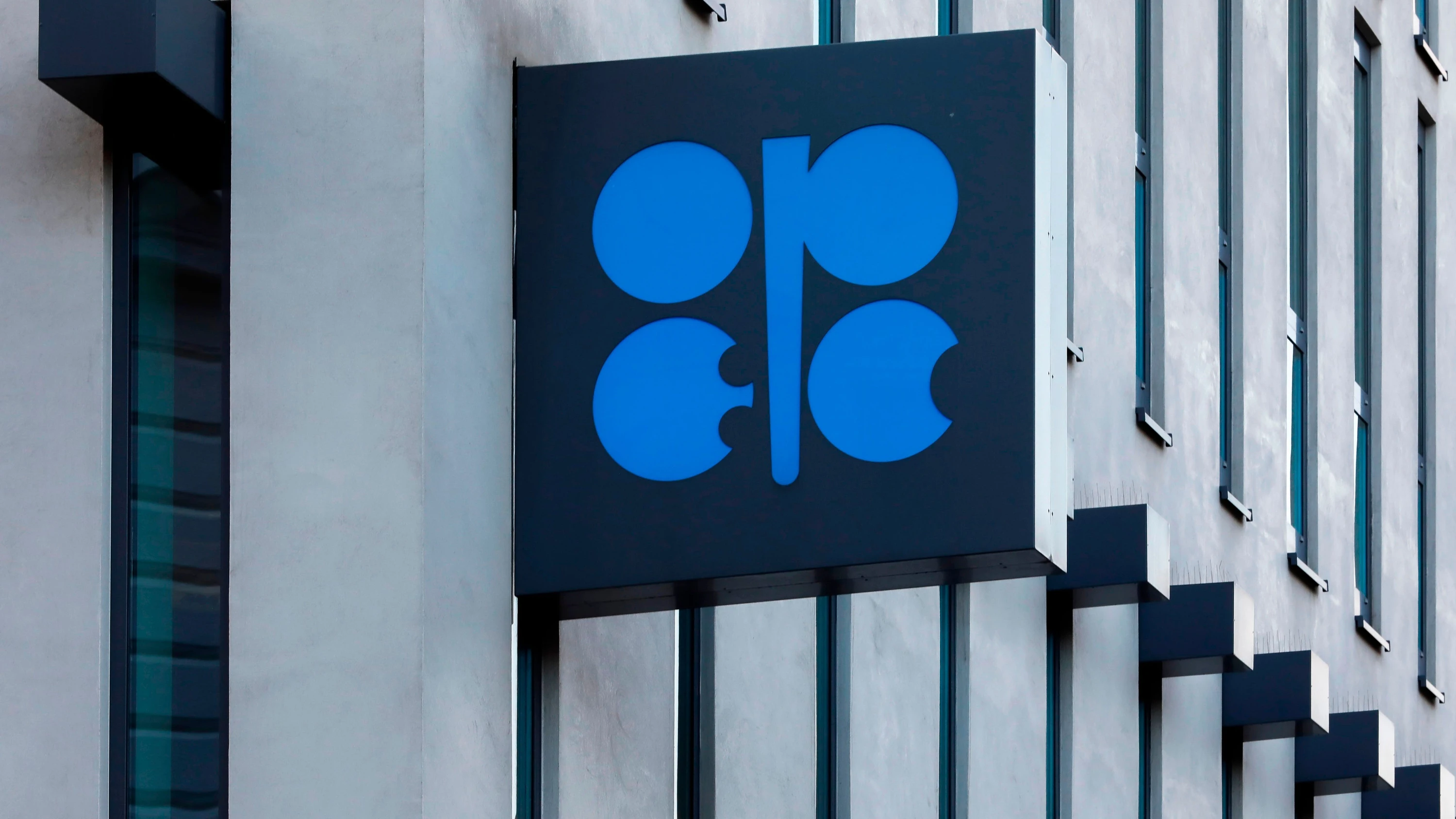 Um rund 188.000 Fass: Opec+ hebt Förderziele trotz Hormus-Bl
