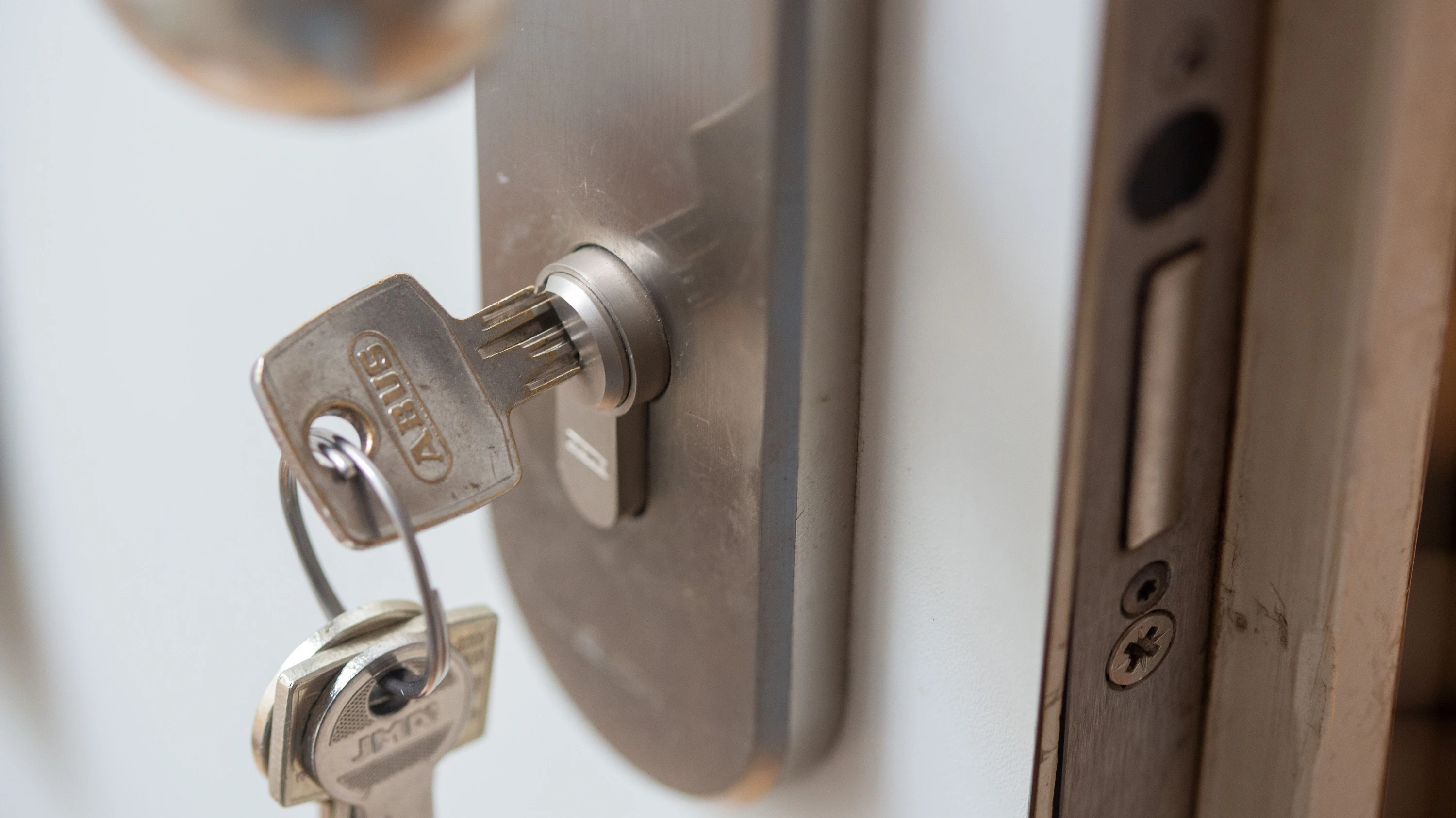 Immobilien vor Gericht: 88 Jahre alte Mieterin erhält Kündigung, weil sie die Tür nicht öffnet