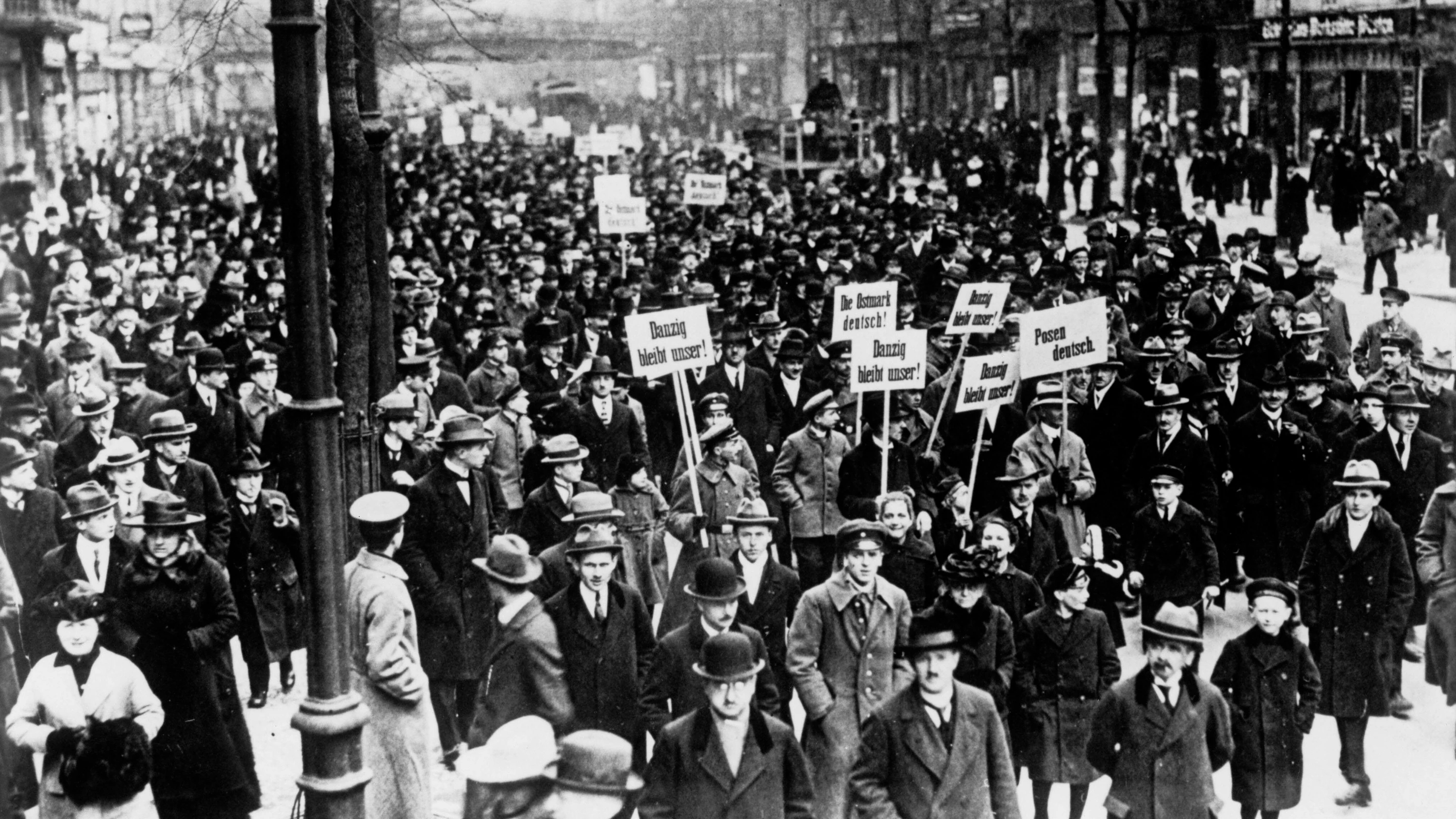 Der Geschichtspodcast: Das Erbe der extremen Rechten: Völkischer Nationalismus von Weimar bis heute