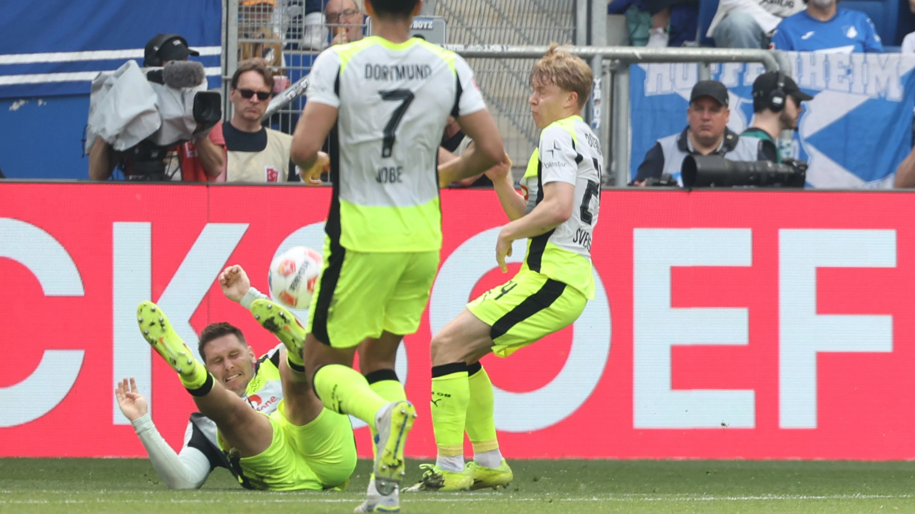 Ärger in der Bundesliga: Was ist bei der Handregel bloß schiefgelaufen?