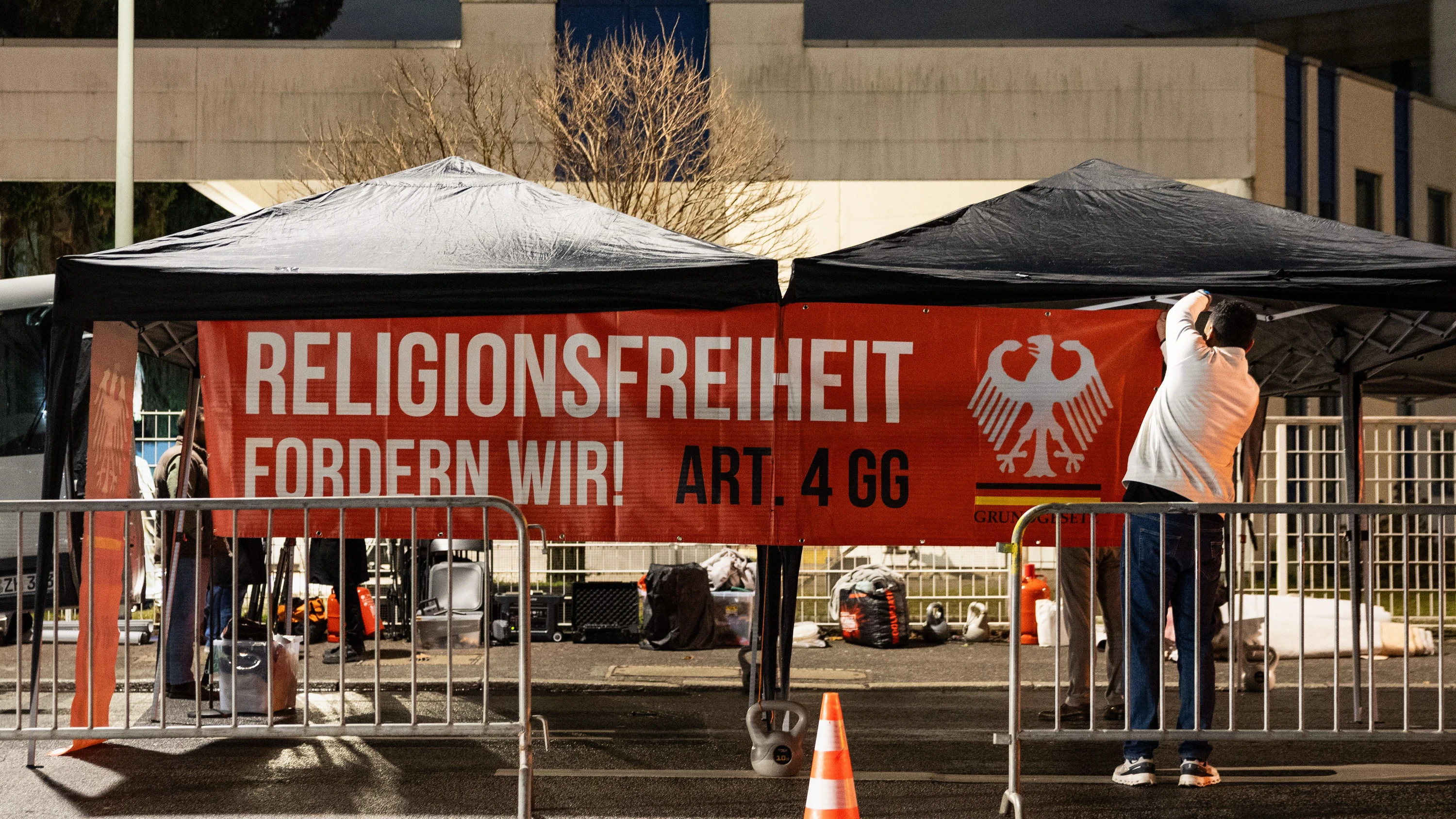Frankfurt-Rödelheim: Gericht erlaubt Protest vor Moschee