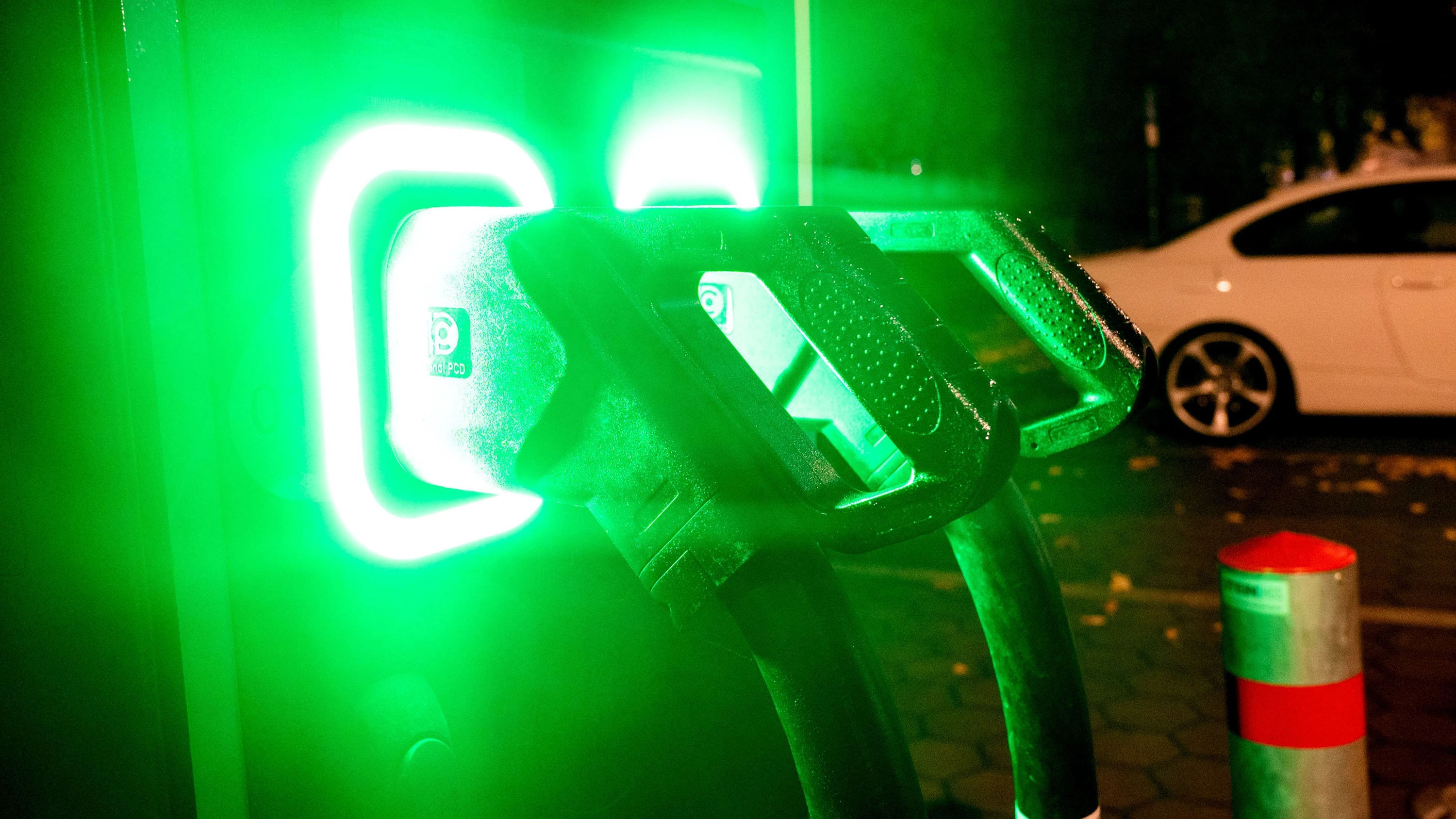 Bis zu 6000 Euro: Portal zur Beantragung von E-Auto-Prämie startet am Dienstag