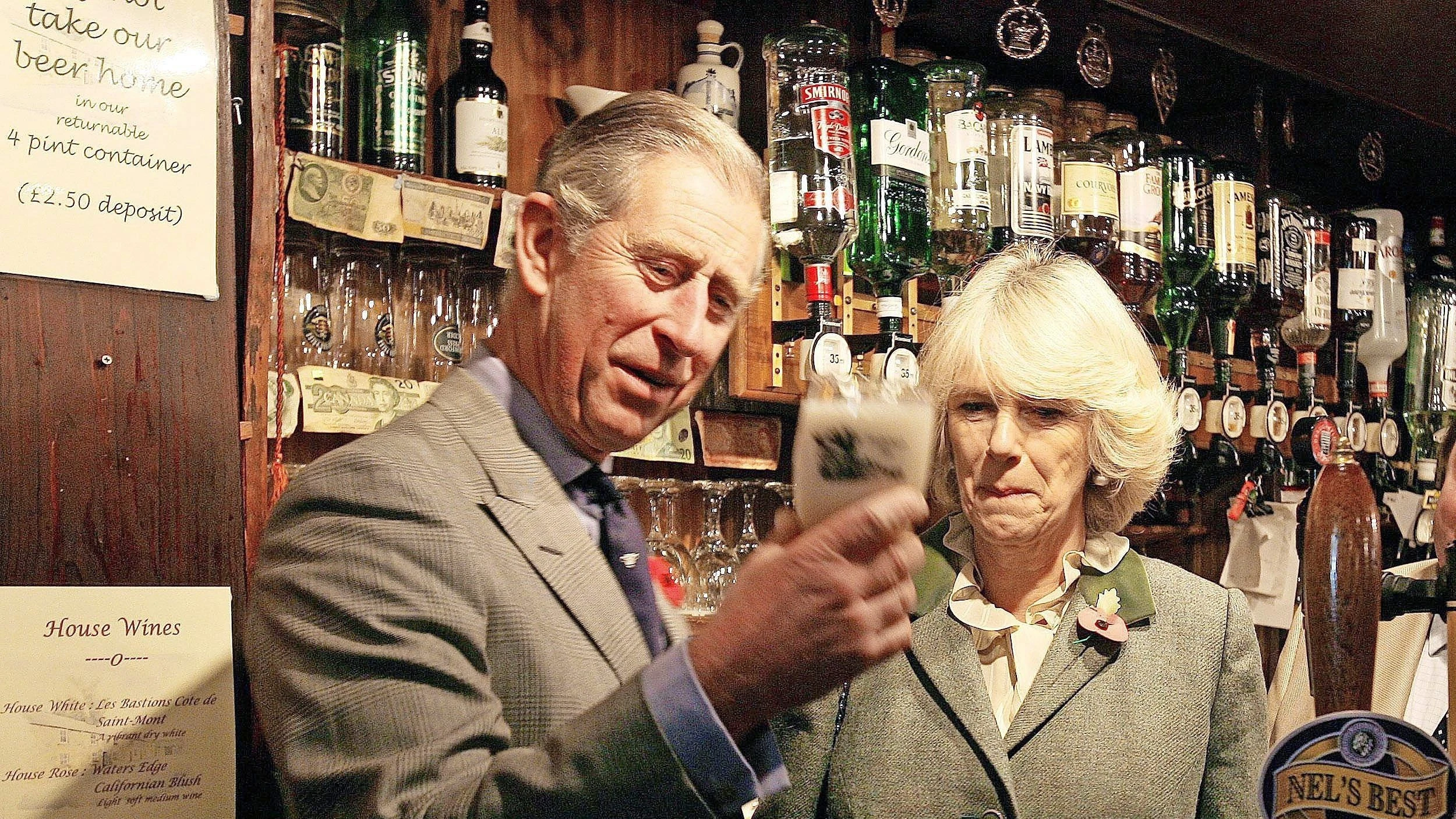 Kneipen in Not: Höhere Steuern führen zu Proteststurm in britischen Pubs