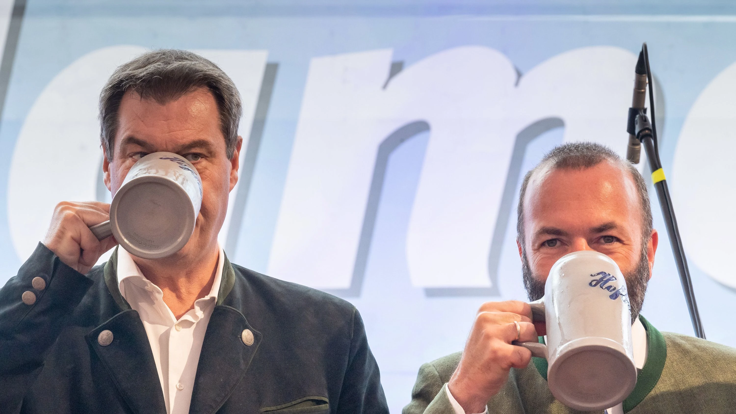 CSU-Spitze: Manfred Weber lässt nicht locker