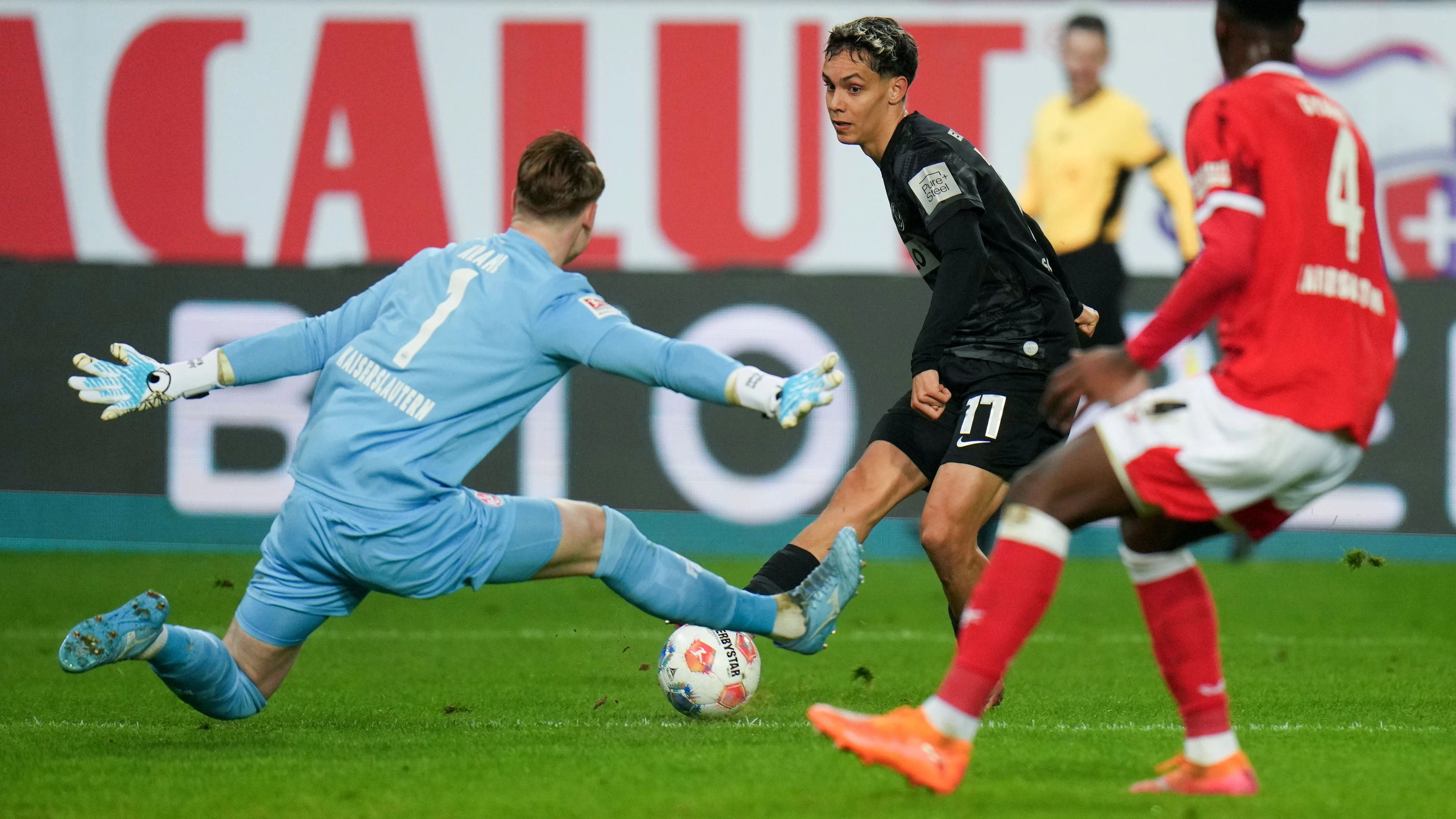 Drama im Topspiel: Elversberg schlägt dezimierte Lauterer