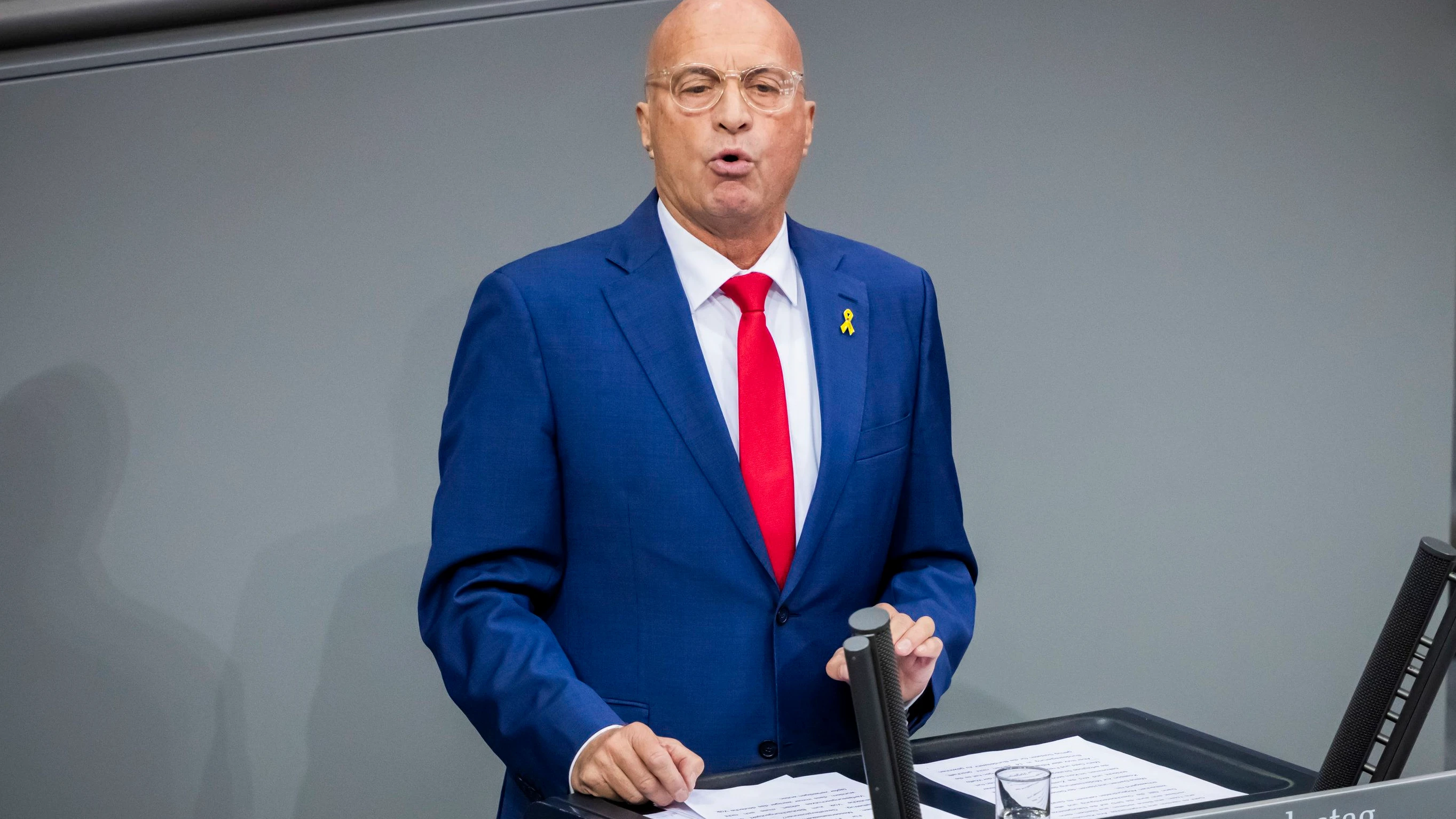 Liveblog Bundespolitik: AfD-Abgeordneter Lucassen warnt Partei vor „Absturz ins Bodenlose“