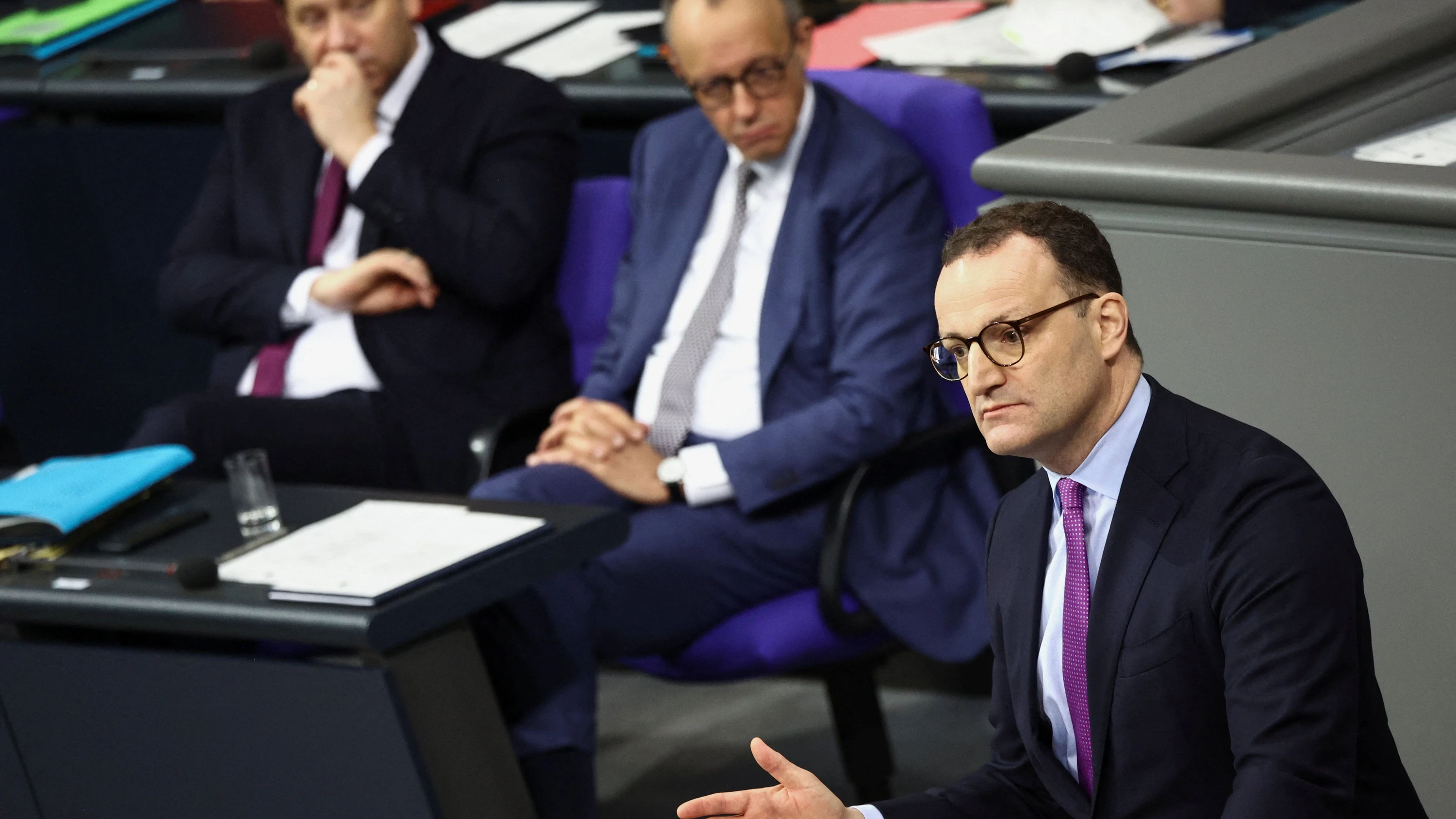 Deutschland-Blog: Viel Streit über Verhältnis zu Amerika in Aussprache zur Regierungserklärung