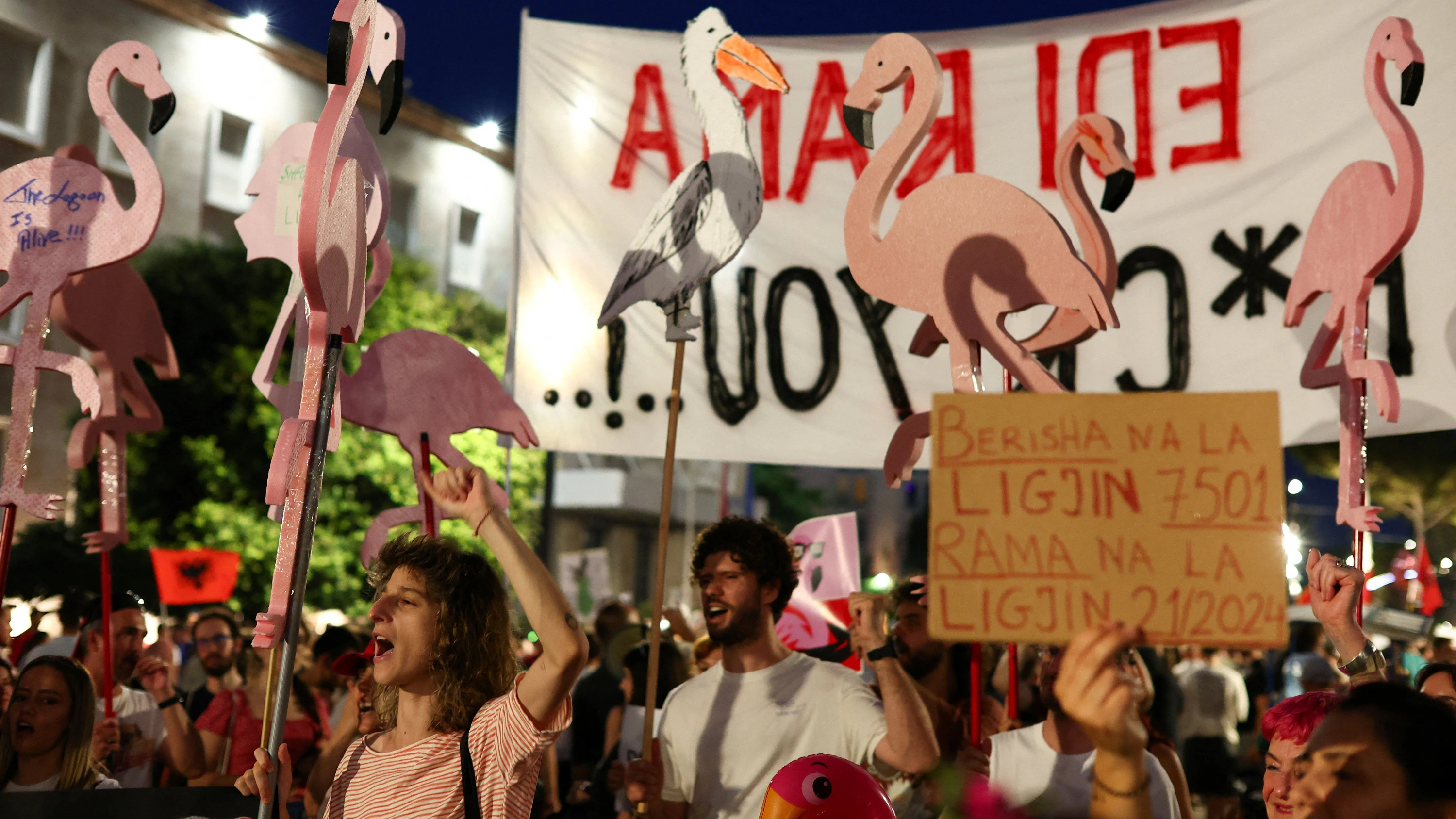 Proteste in Albanien: Die Flamingos wollen Edi Ramas Rücktritt