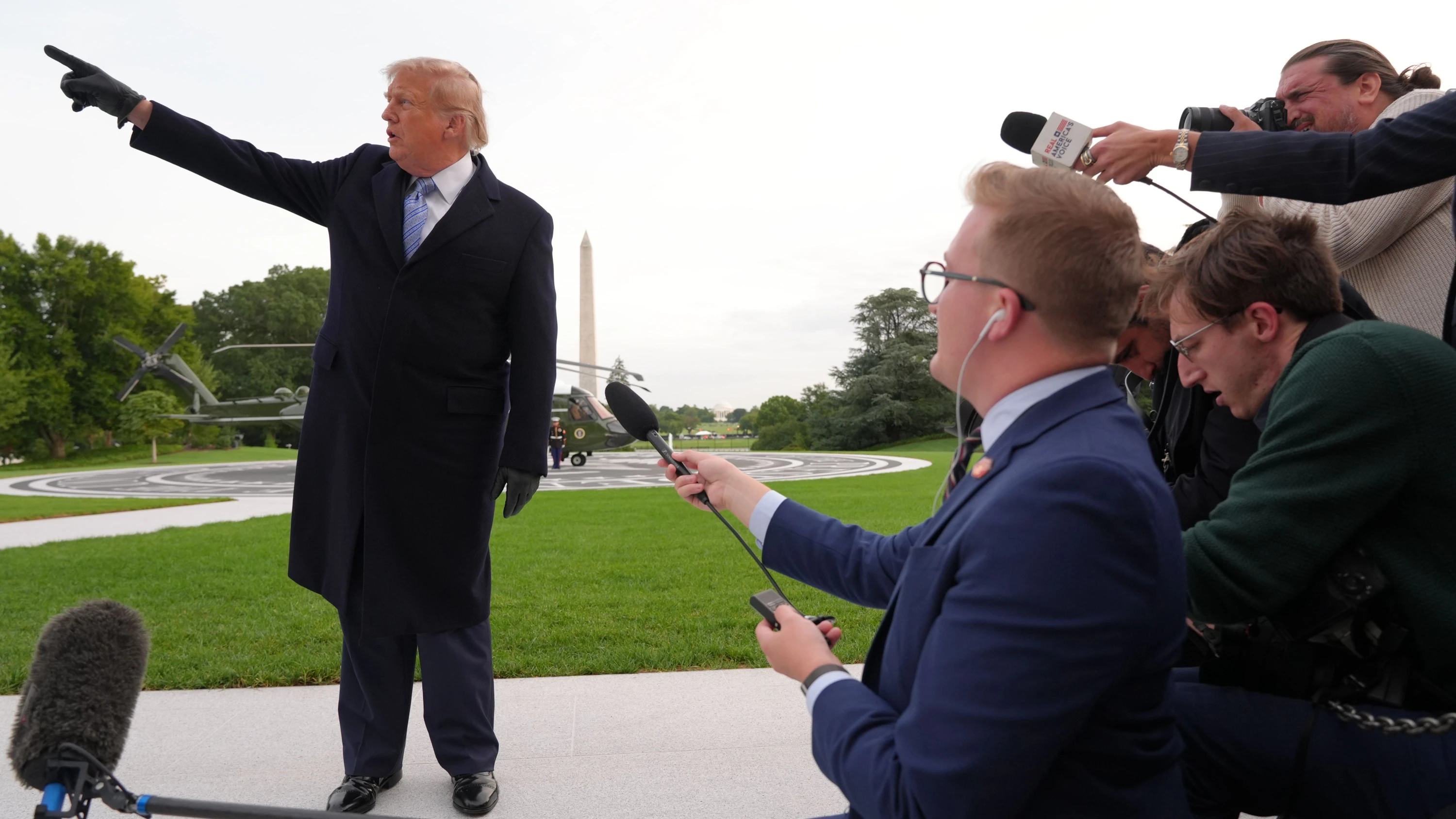 USA unter Trump: Trotz richterlicher Anordnung – Weißes Haus verweigert Journalisten Zugang