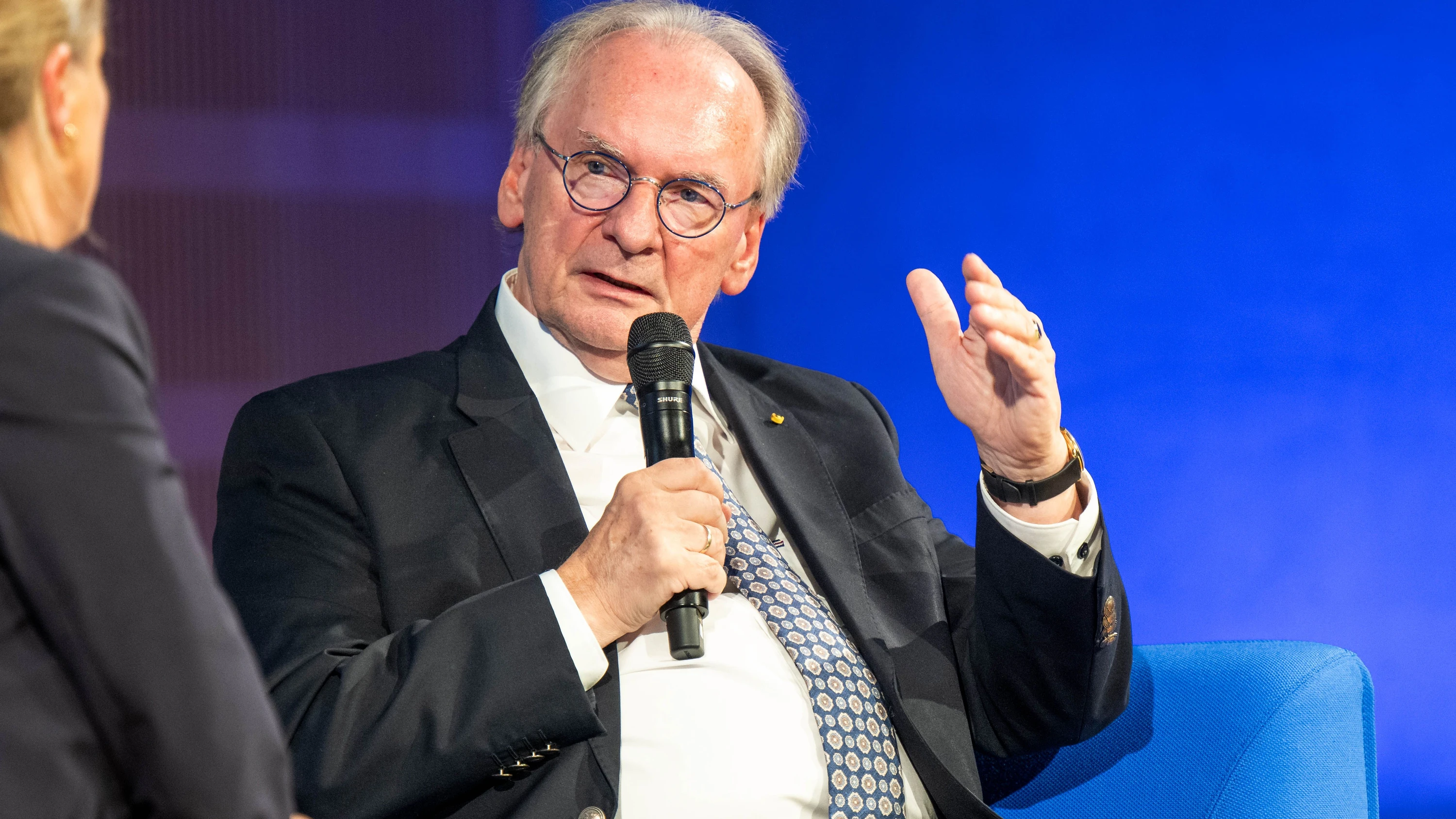 Open Books: Die Ratlosigkeit der Politik