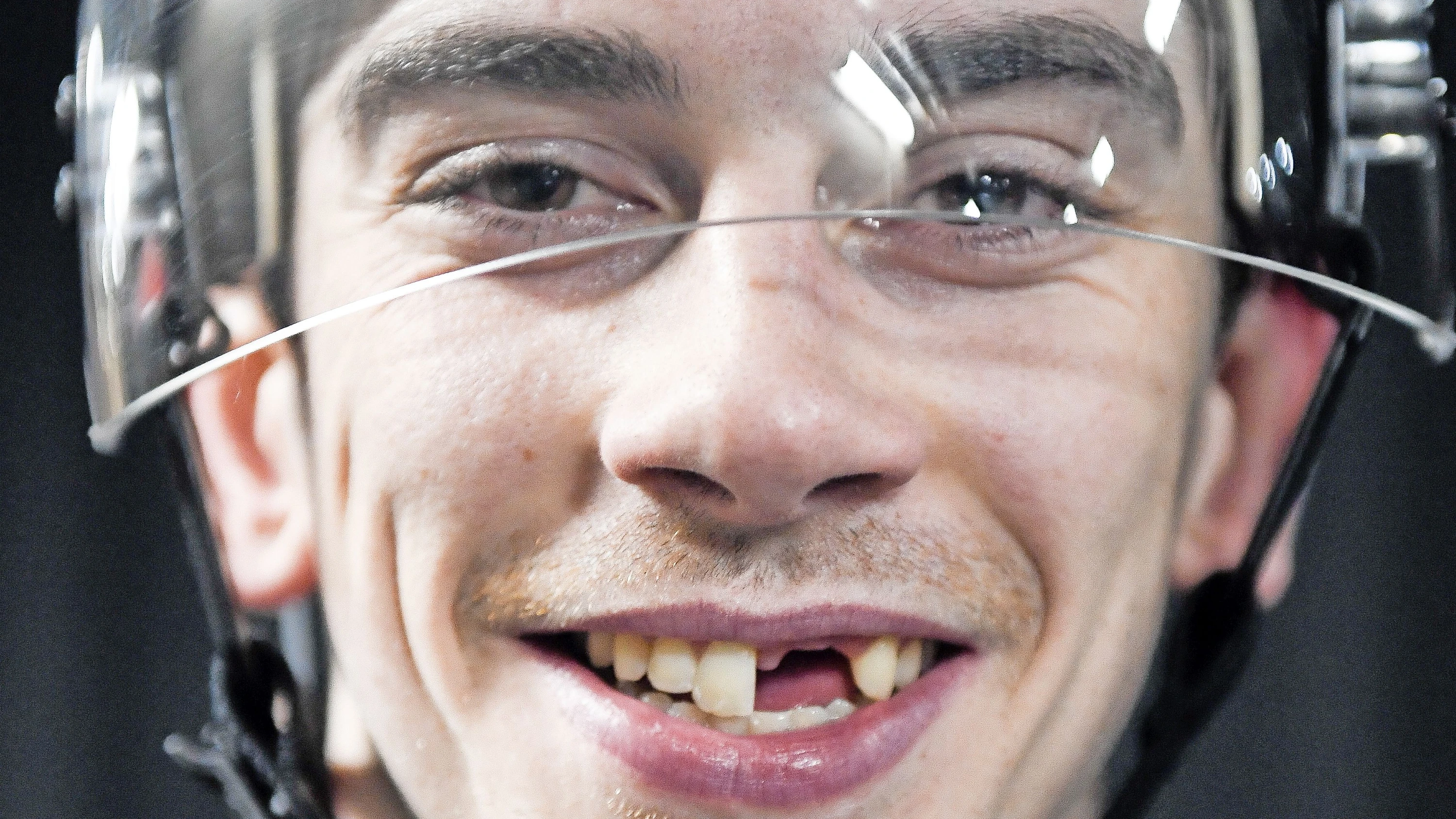 Zahnarzt im Interview: „Manche Spieler muss man vor sich selbst schützen“