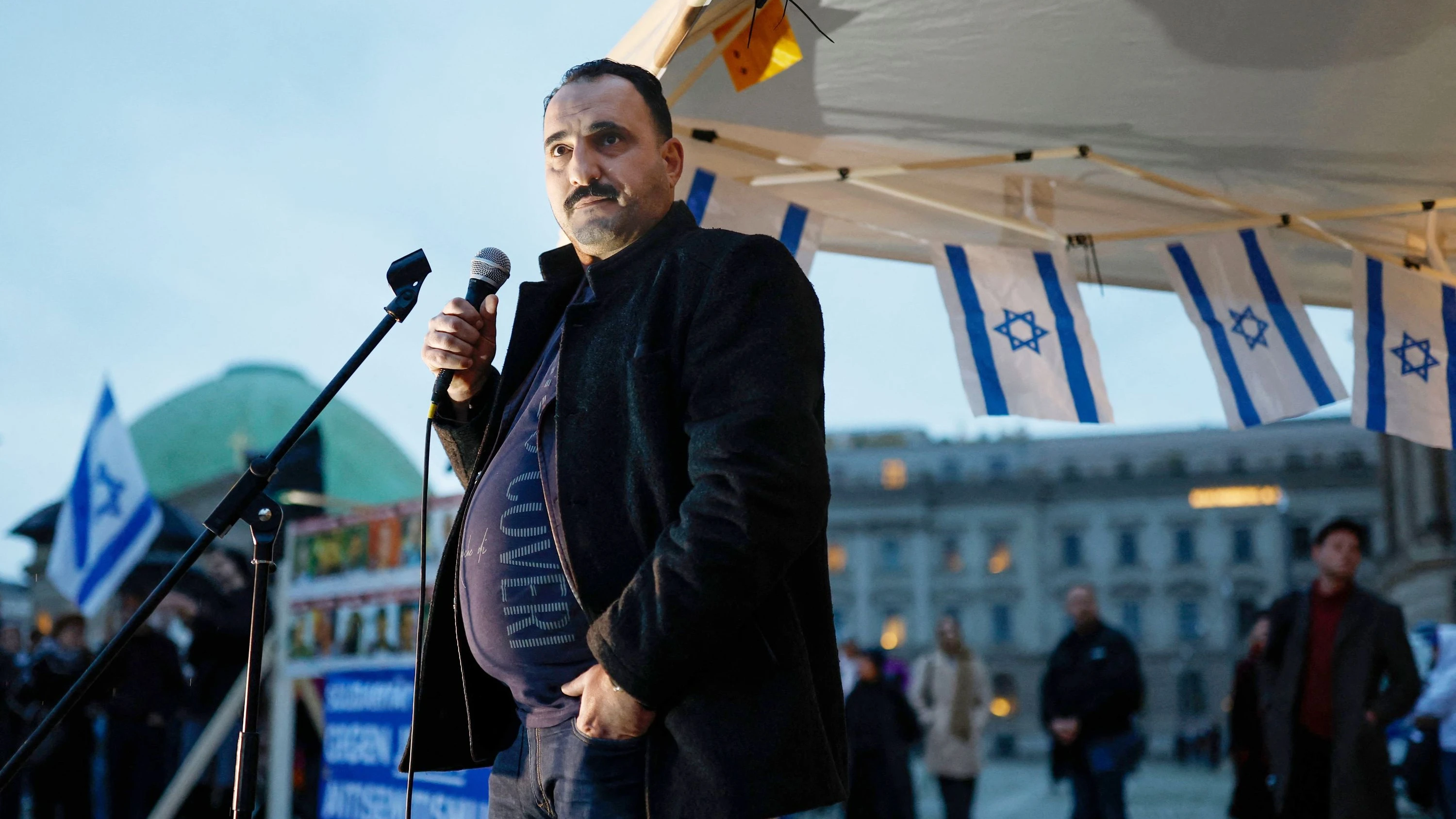 In Berliner U-Bahn-Station: Mordanschlag auf Islamismuskritiker In Berliner U-Bahn-Station: Mordanschlag auf Islamismuskritiker