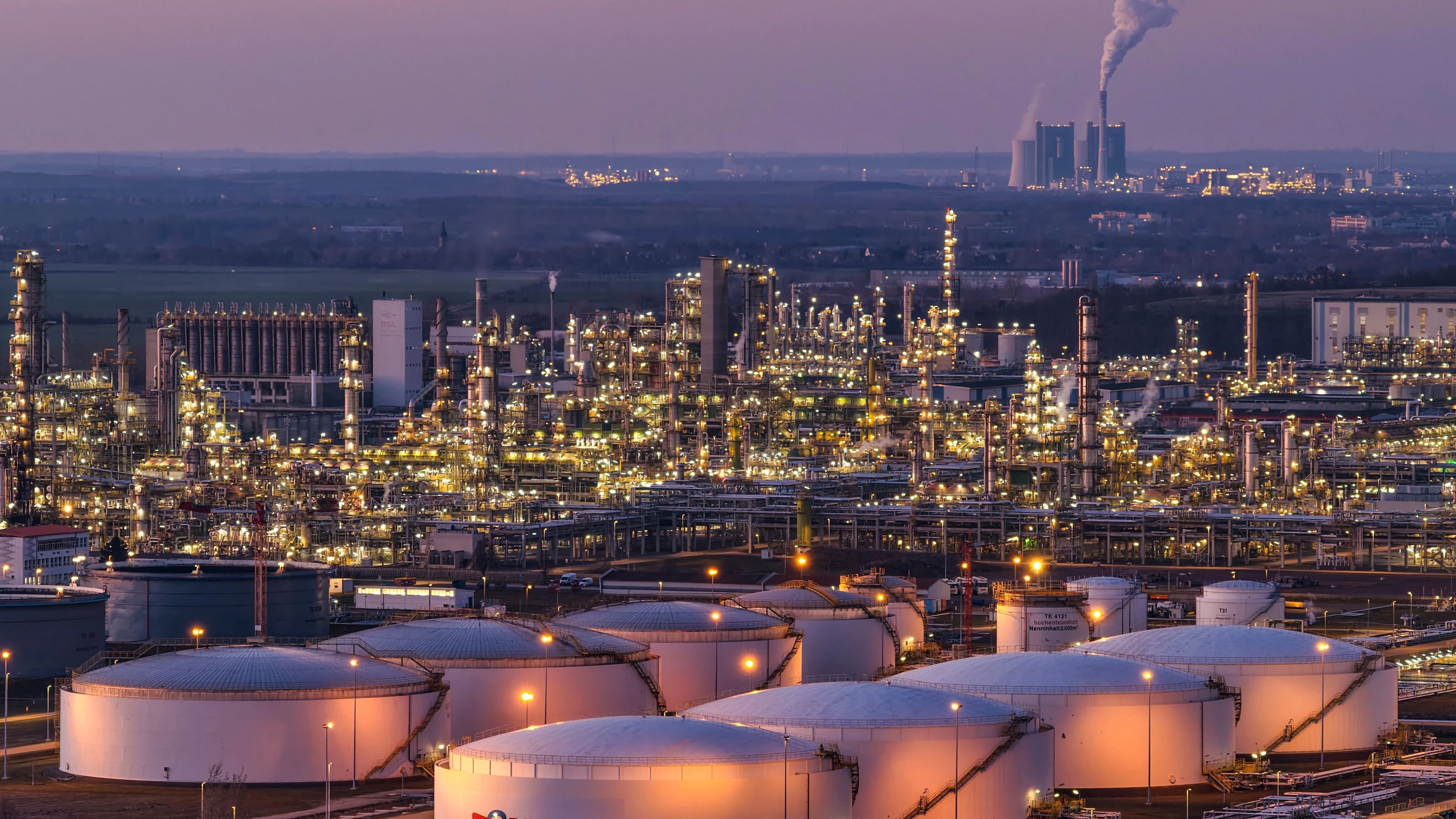 Bild: Business-Ticker: Stimmung in Chemiebranche bricht ein – Stellenabbau droht