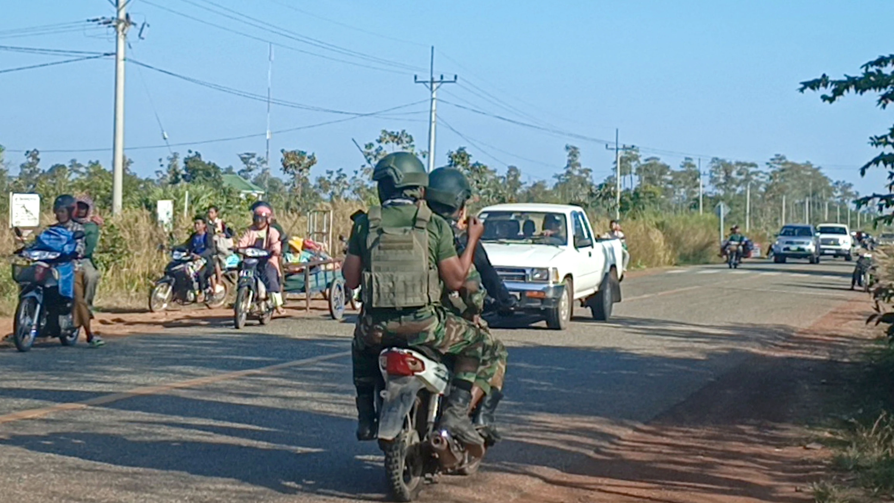 Waffenruhe gebrochen: Thailand fliegt wieder Luftangriffe gegen Kambodscha Waffenruhe gebrochen: Thailand fliegt wieder Luftangriffe gegen Kambodscha