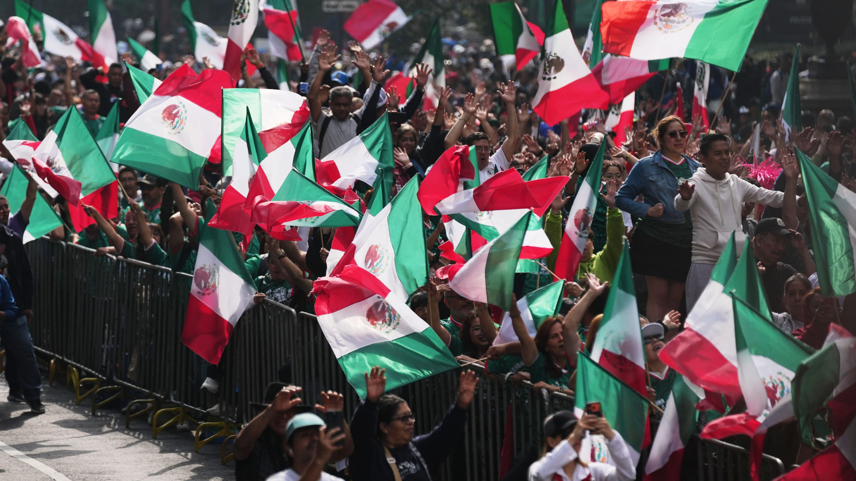 Vor WM-Auftakt: Fans in Mexiko fiebern Eröffnungsspiel entge