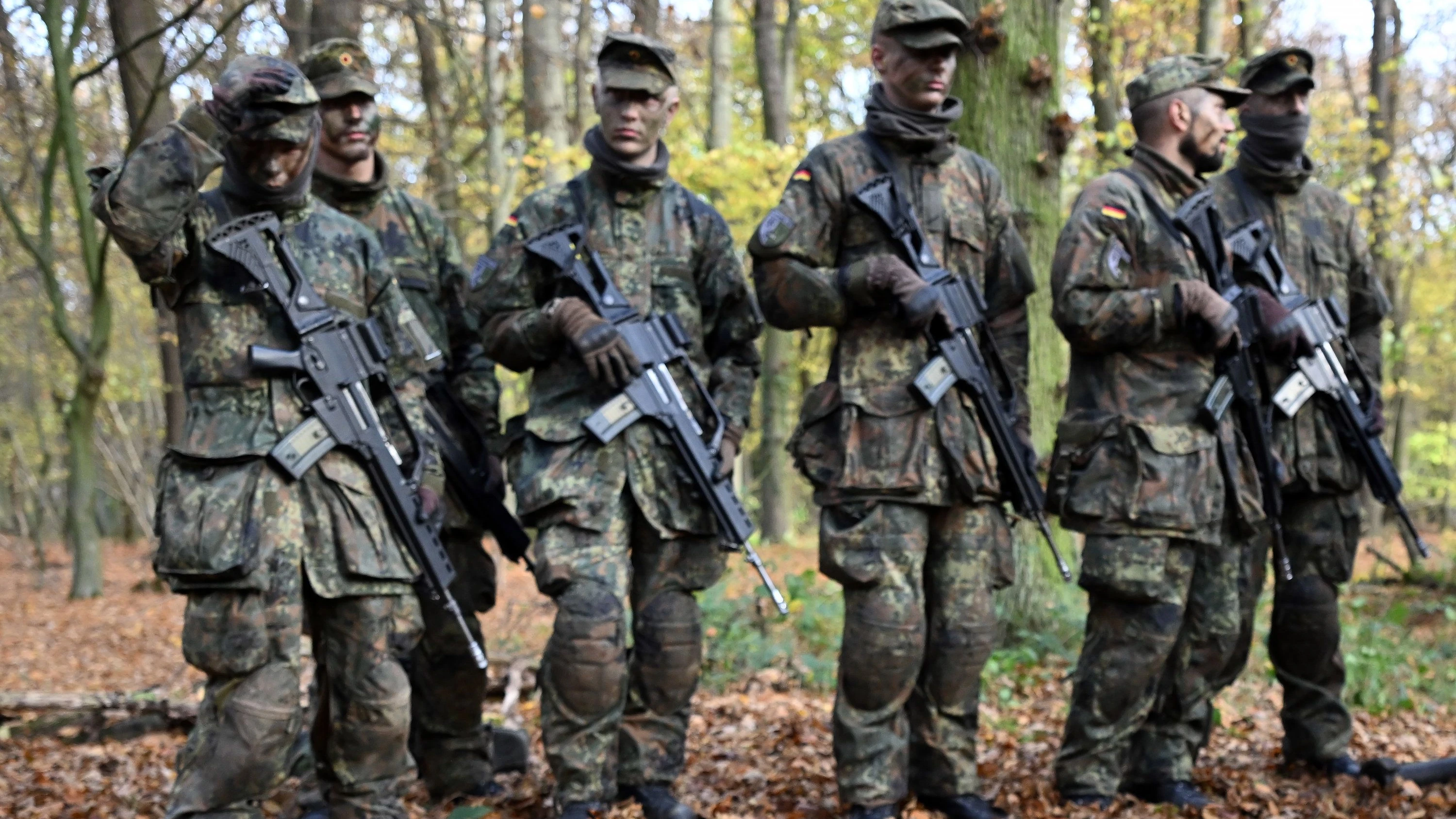 Umfrage: Deutsche gegen militärische Führungsrolle in Europa