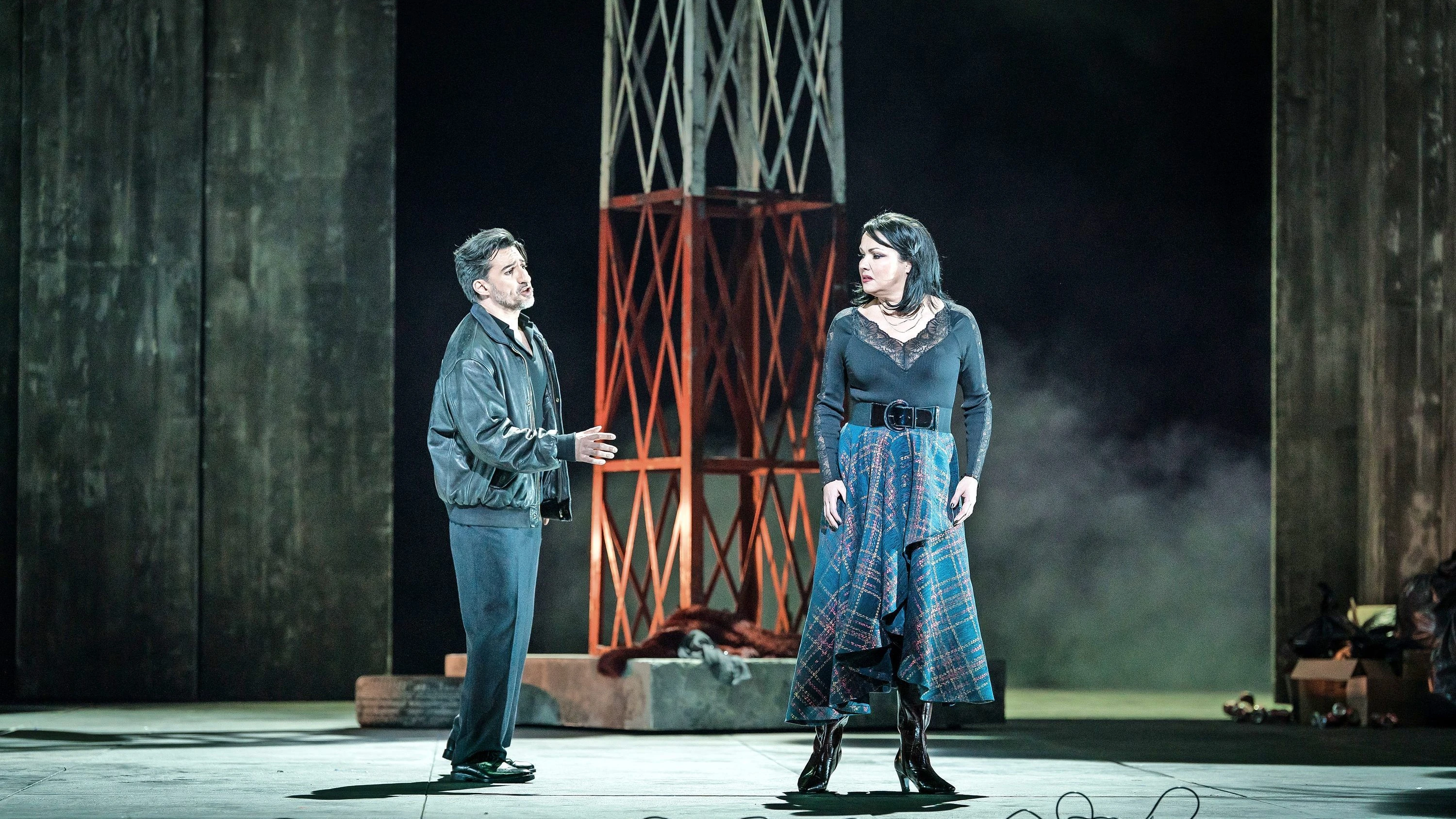 „Ballo in maschera“: Netrebko glänzt in Berlin, trotz misslungener Inszenierung