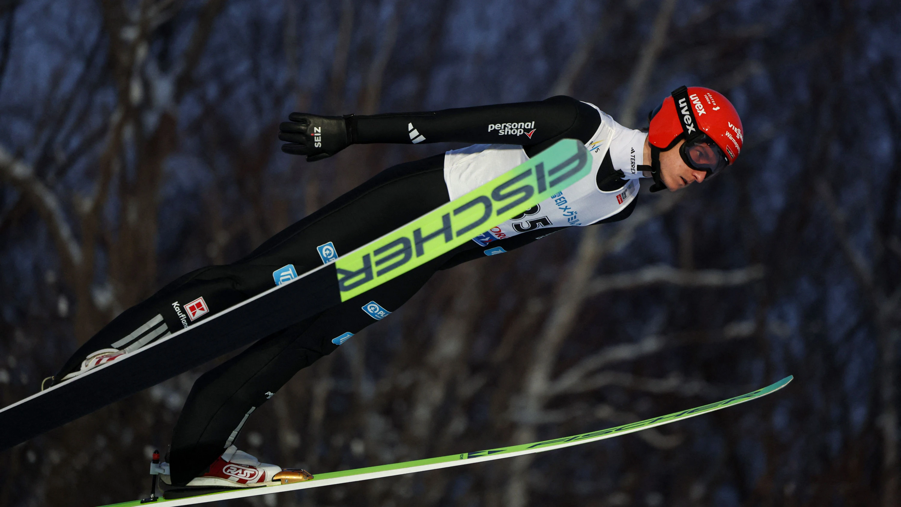 Skispringen in Japan: Karl Geigers Olympia-Hoffnung ist fast geplatzt