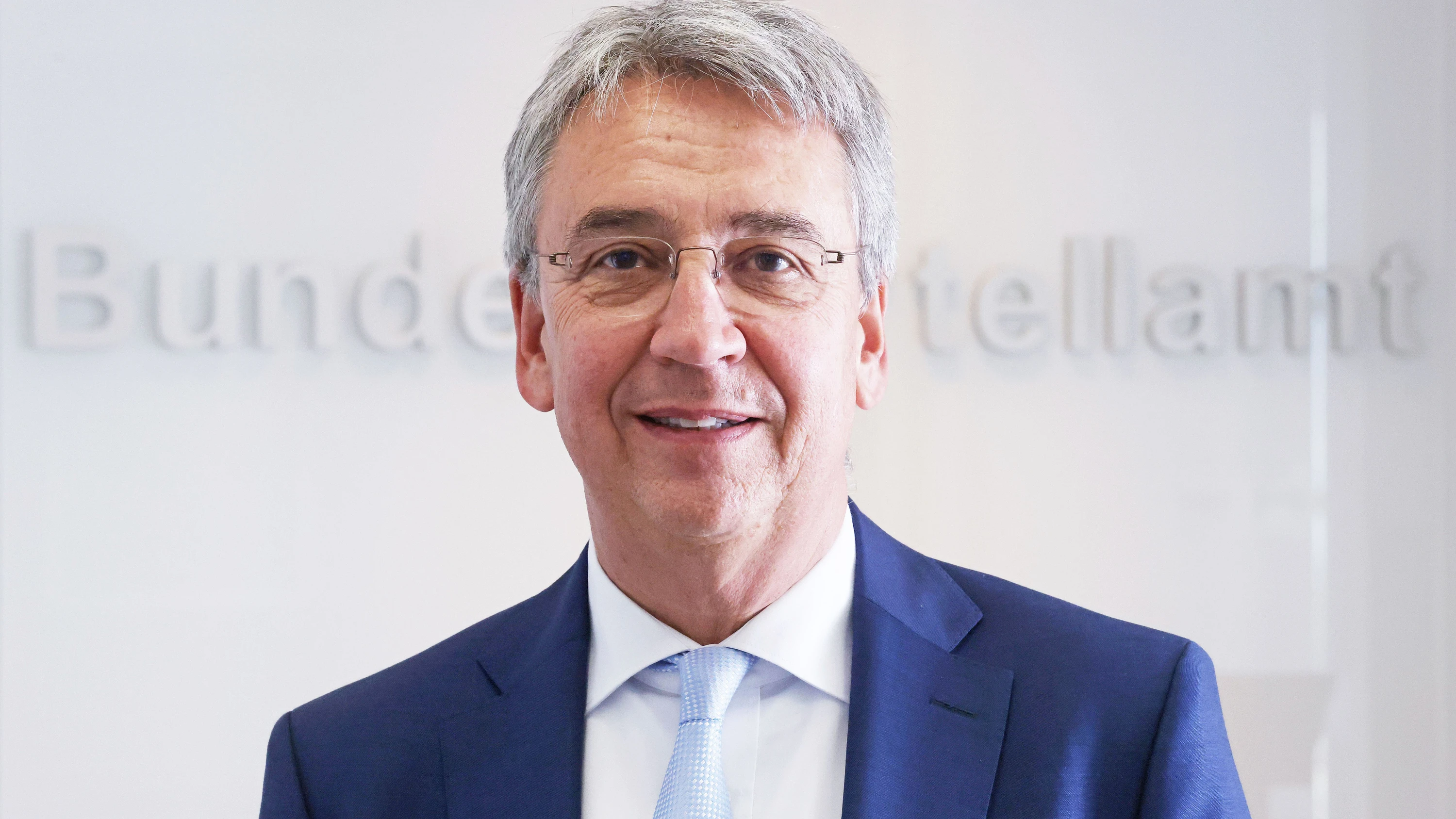 Die Lex Mundt: Koalition will Amtszeit des Kartellamtspräsidenten begrenzen Die Lex Mundt: Koalition will Amtszeit des Kartellamtspräsidenten begrenzen