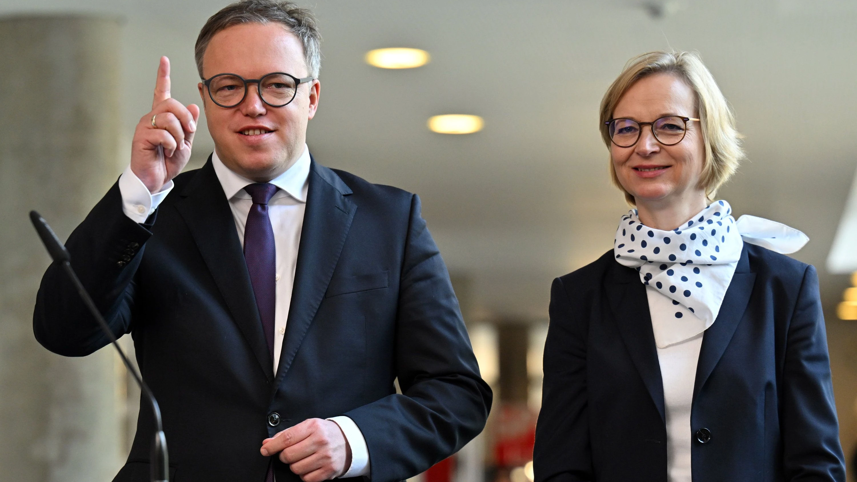 Regieren ohne Mehrheit: Warum niemand Minderheitsregierungen mag