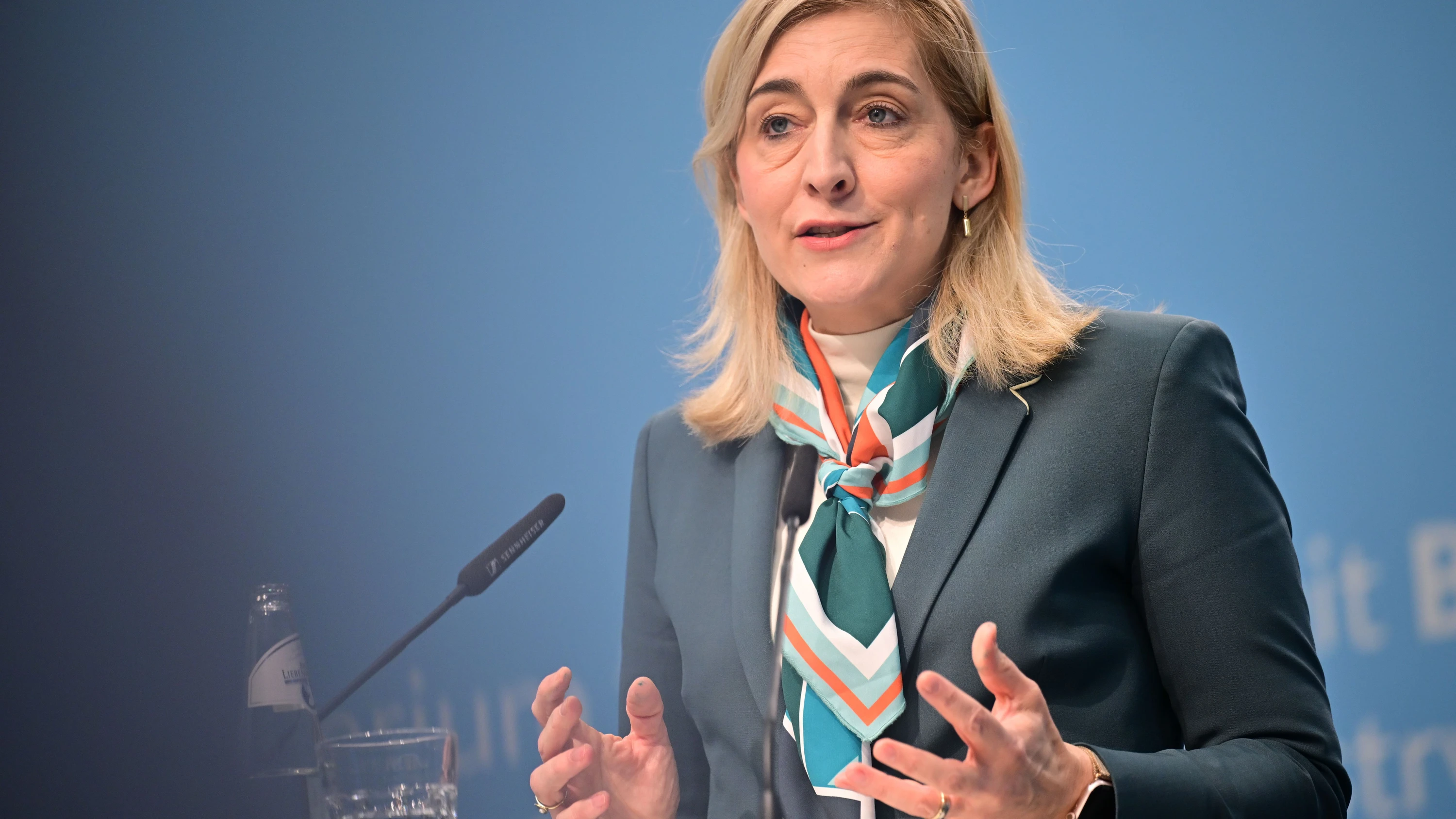 Deutschland-Liveblog: Regierung will Patientendaten für Forschung nutzen