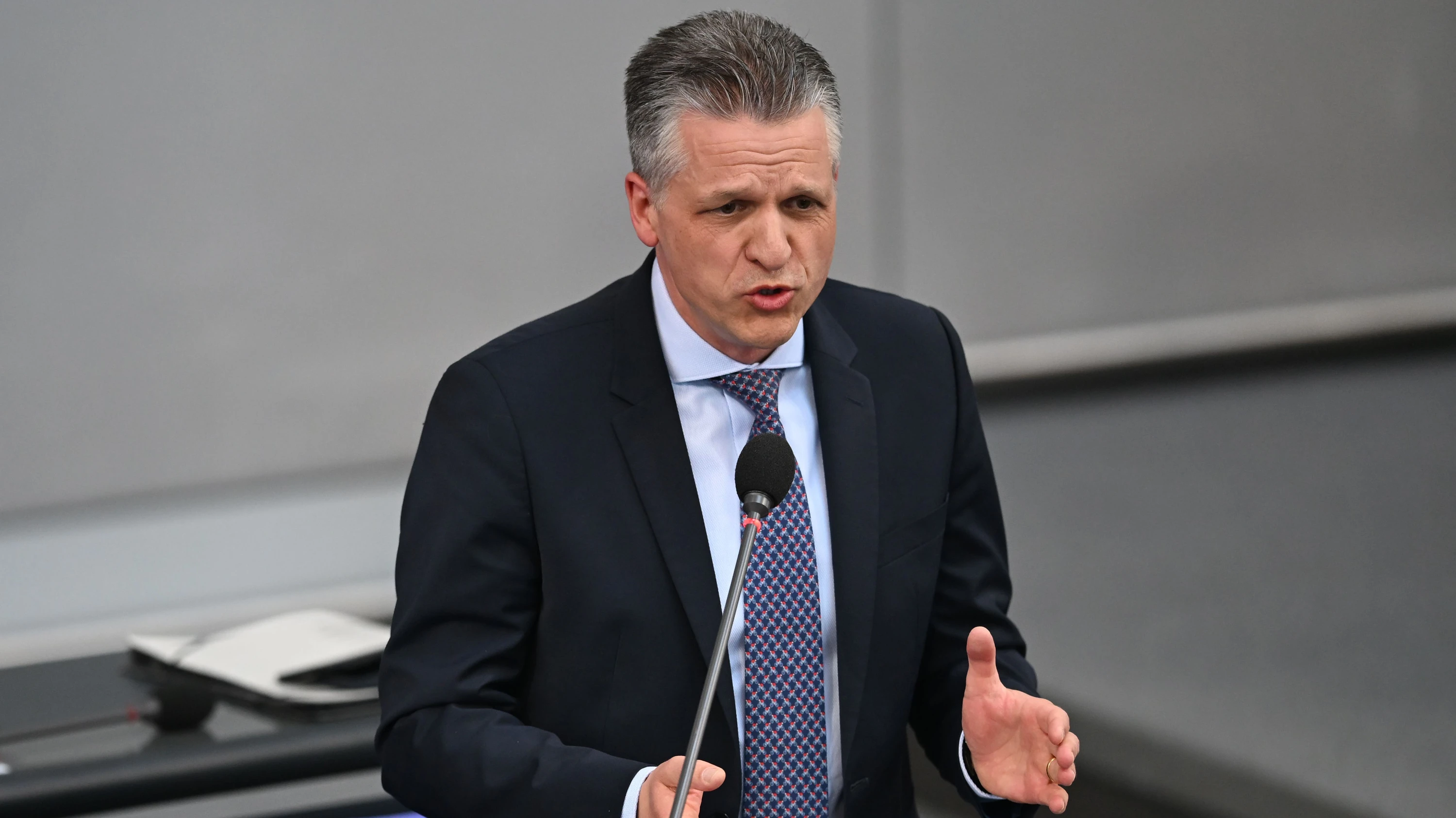 Kanzleramtschef Thorsten Frei (CDU), hier Ende April im Bundestag - dpa