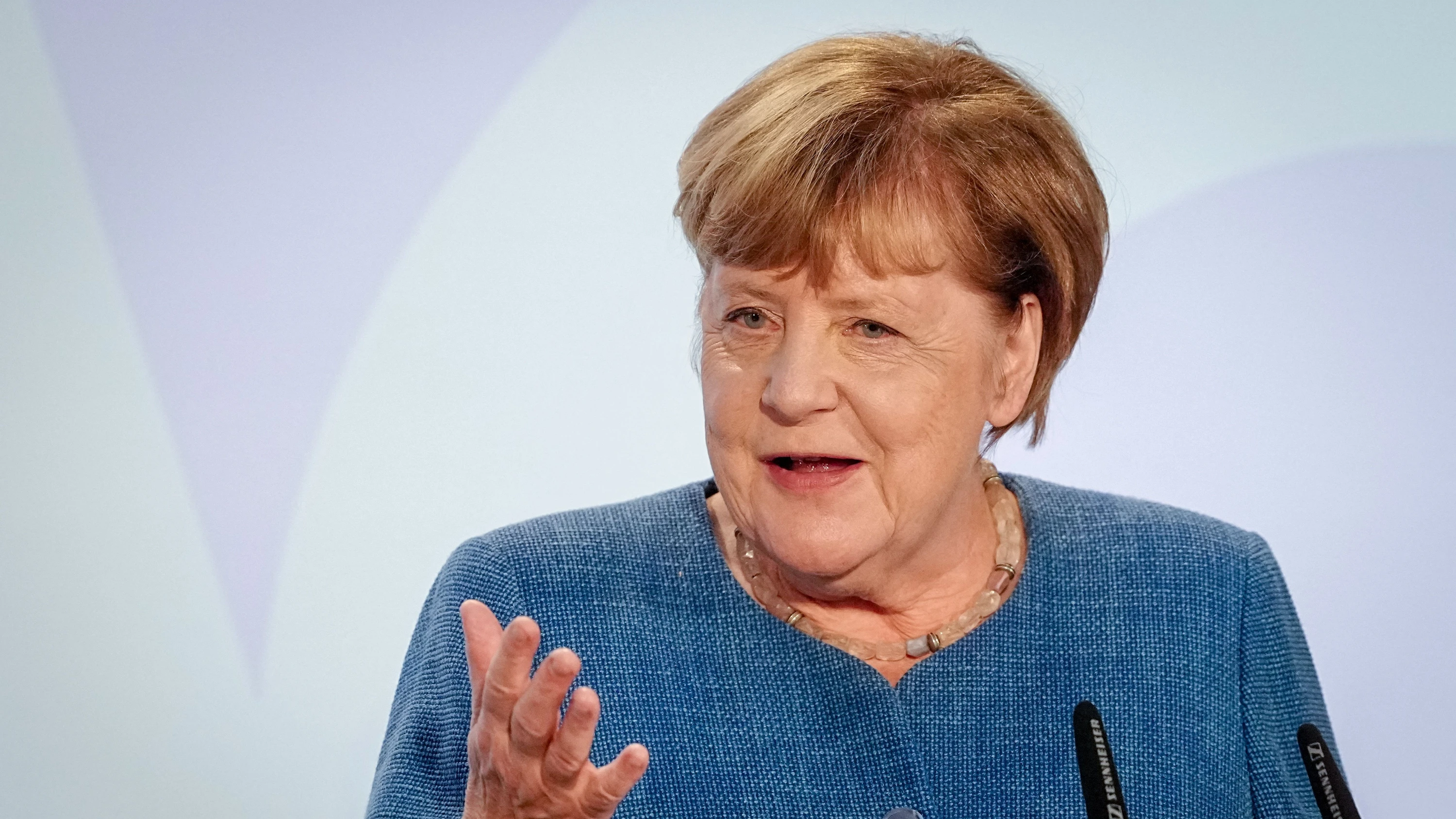 Angela Merkel (CDU) am Montagabend bei der Ausstellungseröffnung