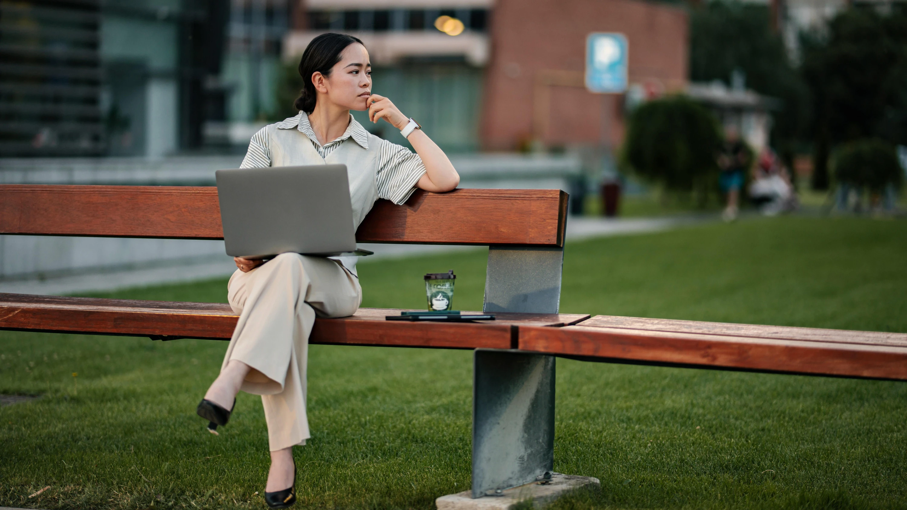 Arbeitsmarkt: Die Generation, die KI am besten beherrscht, findet keine Jobs mehr