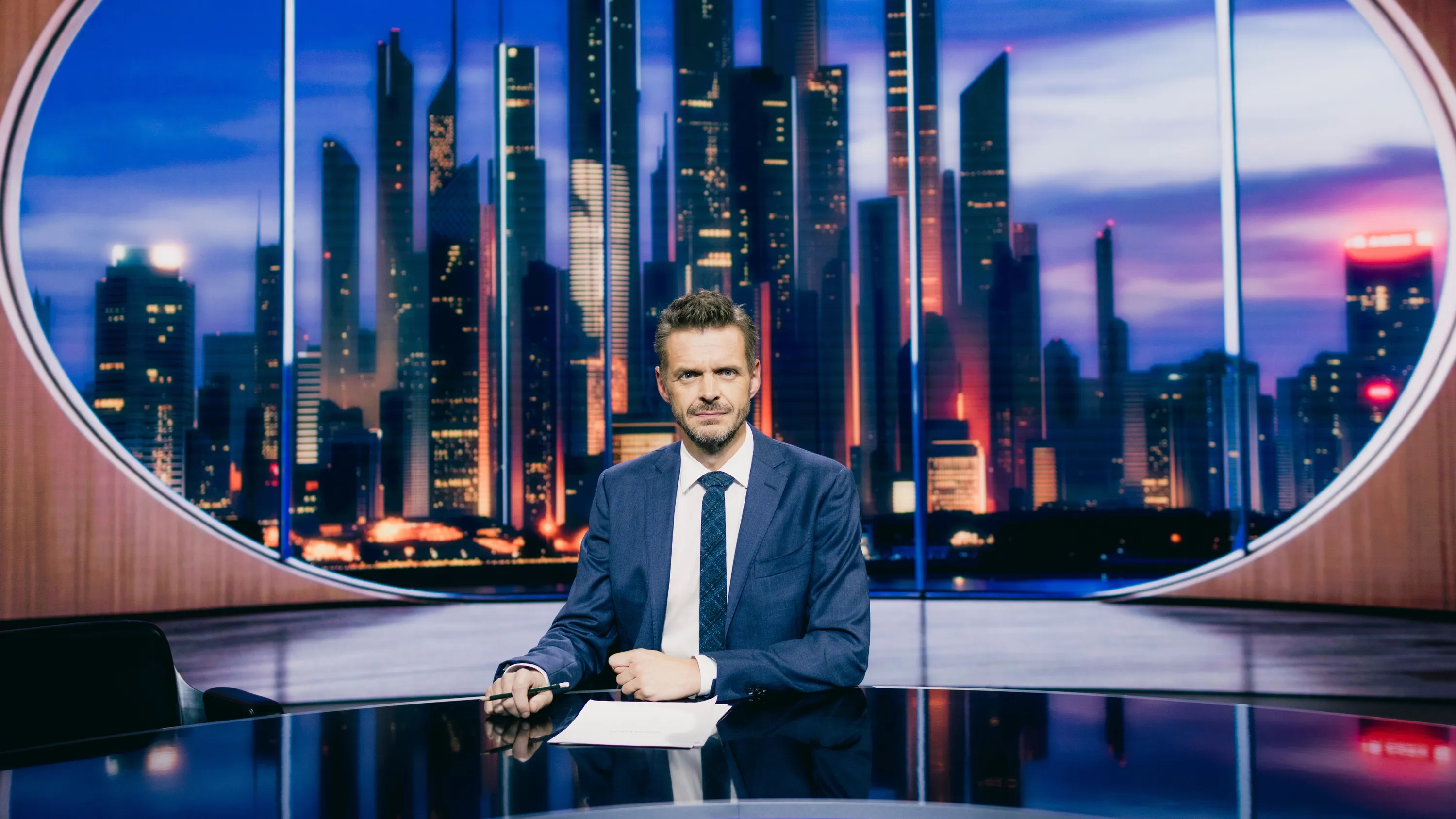 „Journal Deluxe“ im ZDF: Der vermeintliche Anti-Böhmermann läuft sich noch warm „Journal Deluxe“ im ZDF: Der vermeintliche Anti-Böhmermann läuft sich noch warm