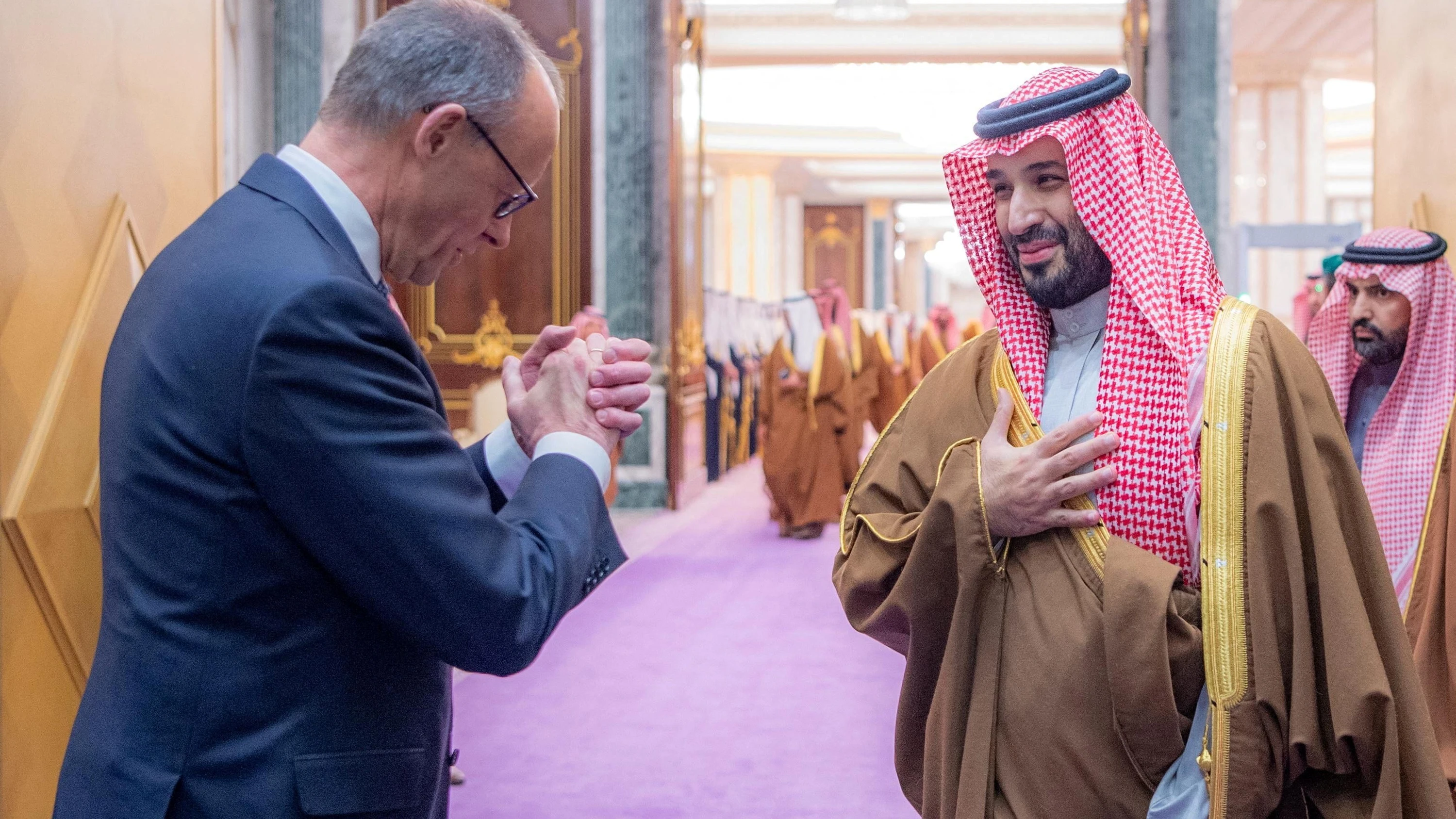 Merz in Saudi-Arabien: Partner, die nicht alle Werte und Interessen teilen