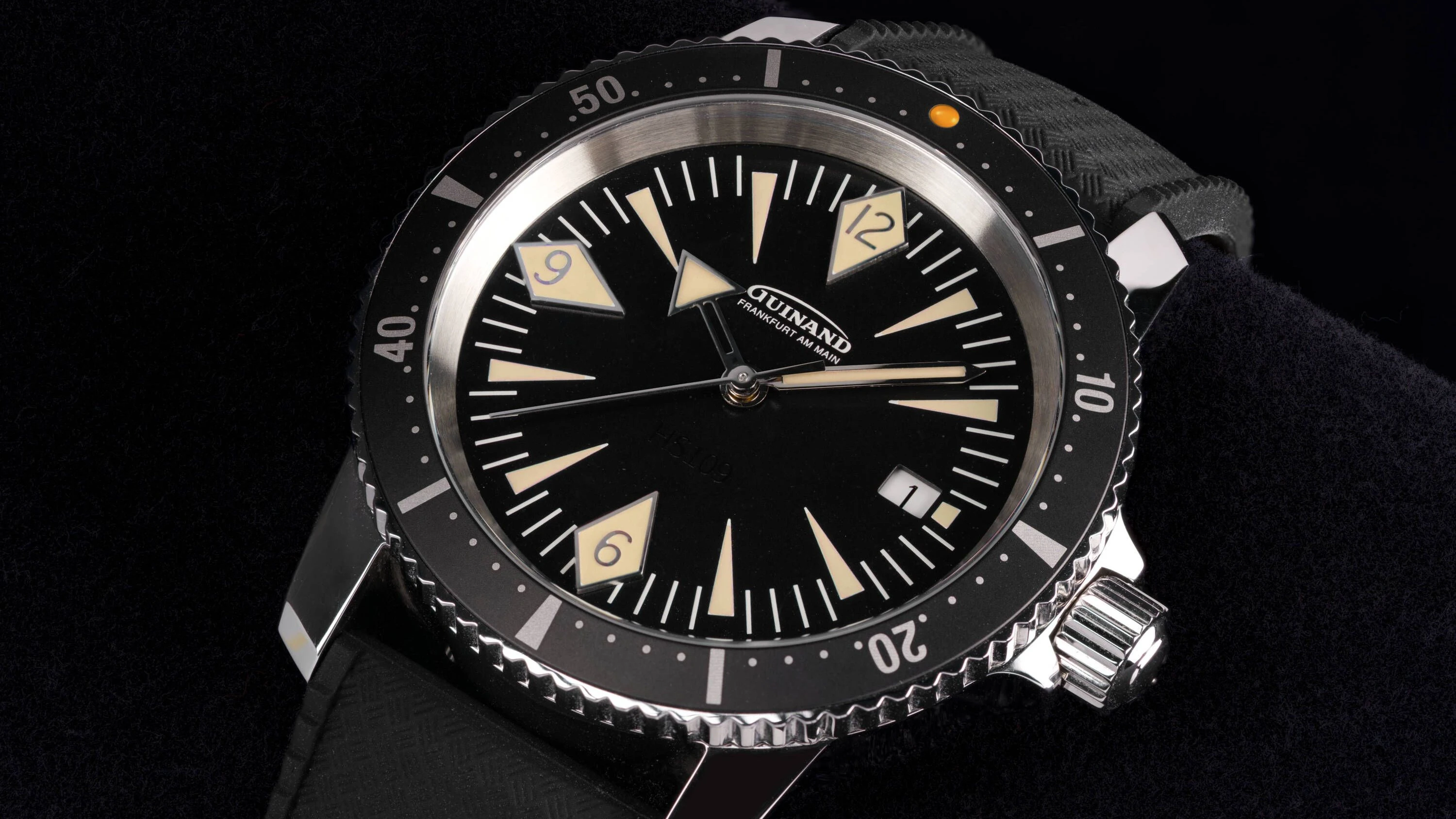 F.A.Z.-Leser helfen: Einen Uhren-Prototypen ersteigern und Gutes tun