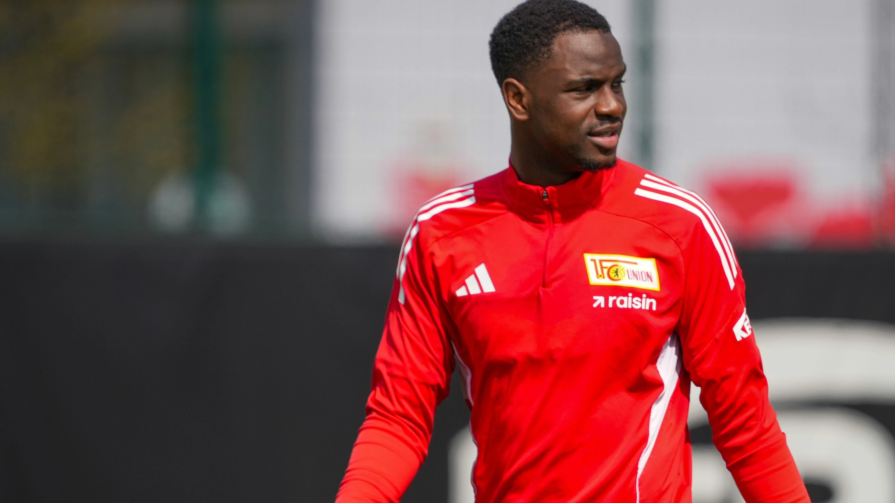 Hier noch im roten Dress von Union: Ilyas Ansah wird von Berlin zu Hull City transferiert. - dpa