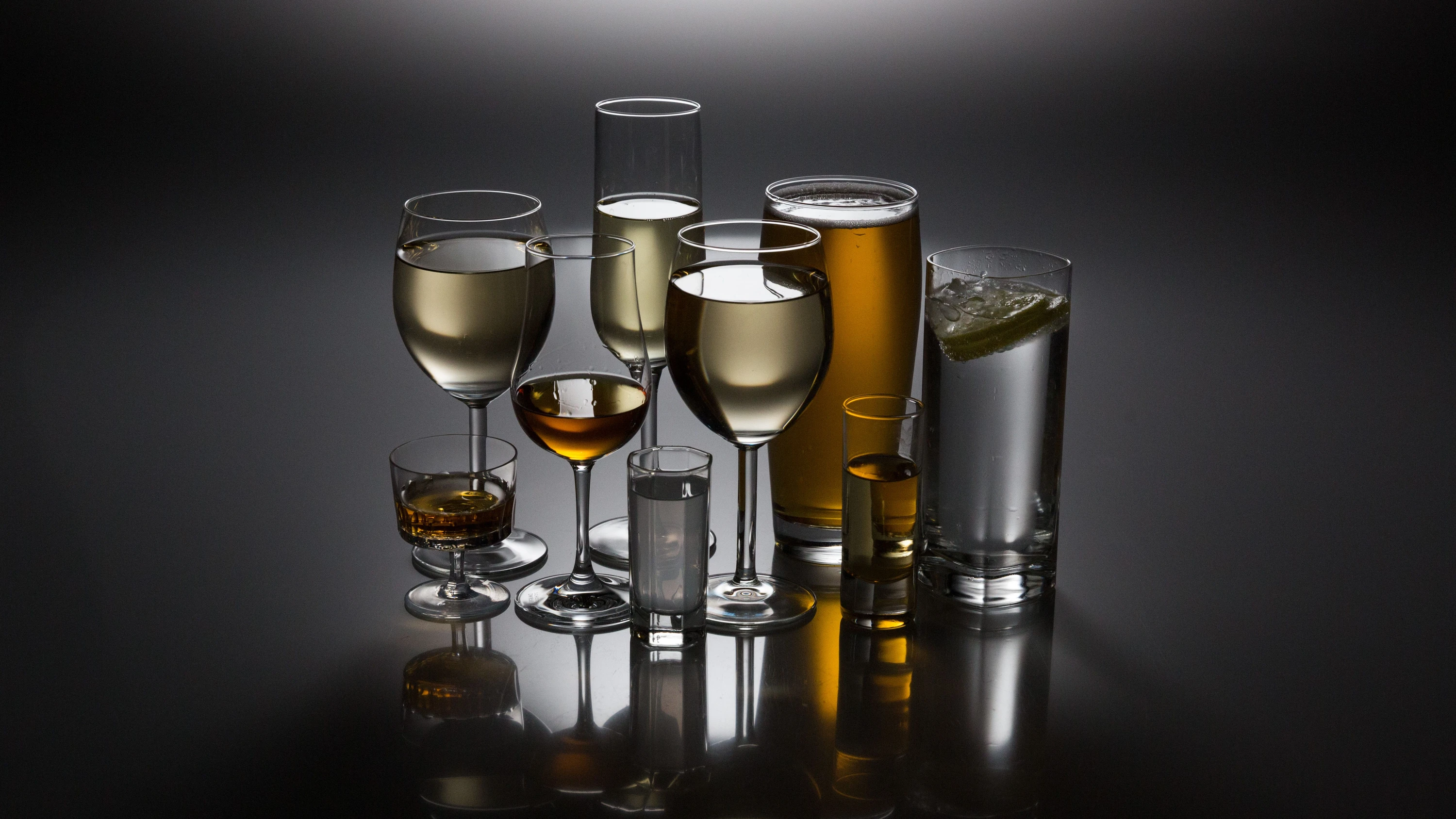Regelmäßiger Alkoholkonsum führt im Gehirn zu weitreichenden Veränderungen. - Victor Hedwig