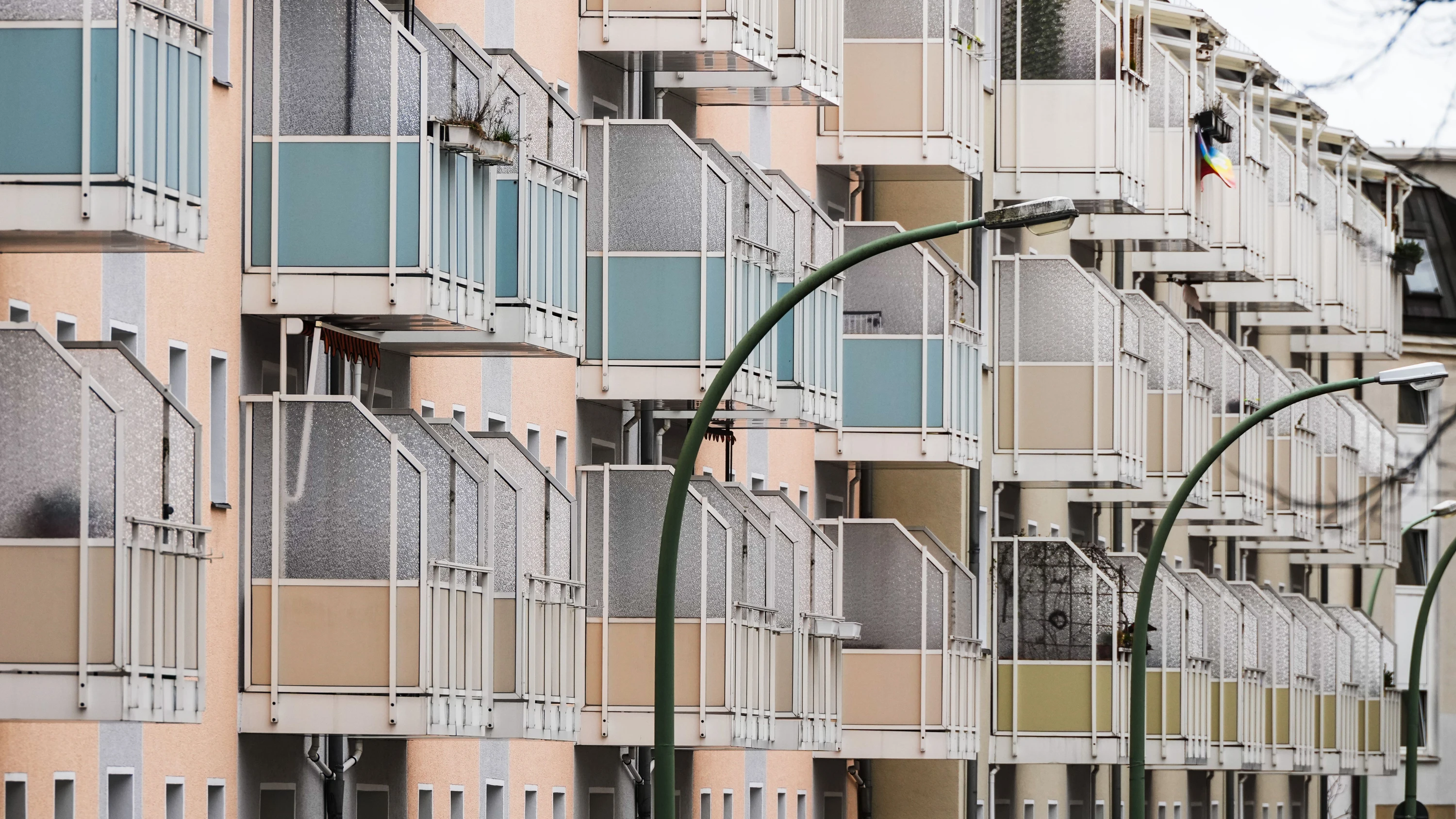 Immobilien vor Gericht: Wenn die Hausverwaltung schlecht geprüft wird, verjährt der Anspruch
