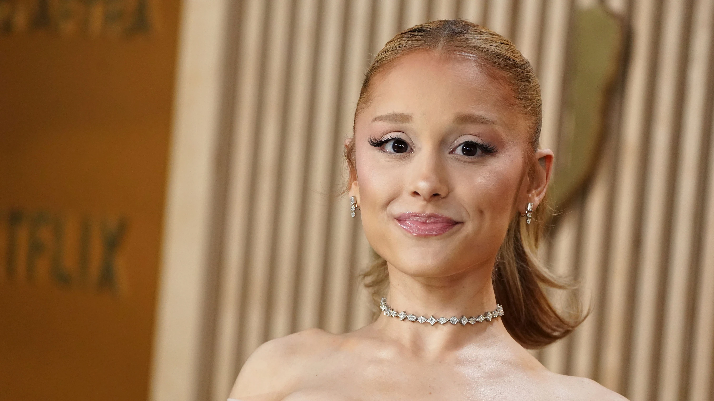 Bild: Neues von den Promis: Ariana Grande trifft wieder ihren Ex Ricky Álvarez
